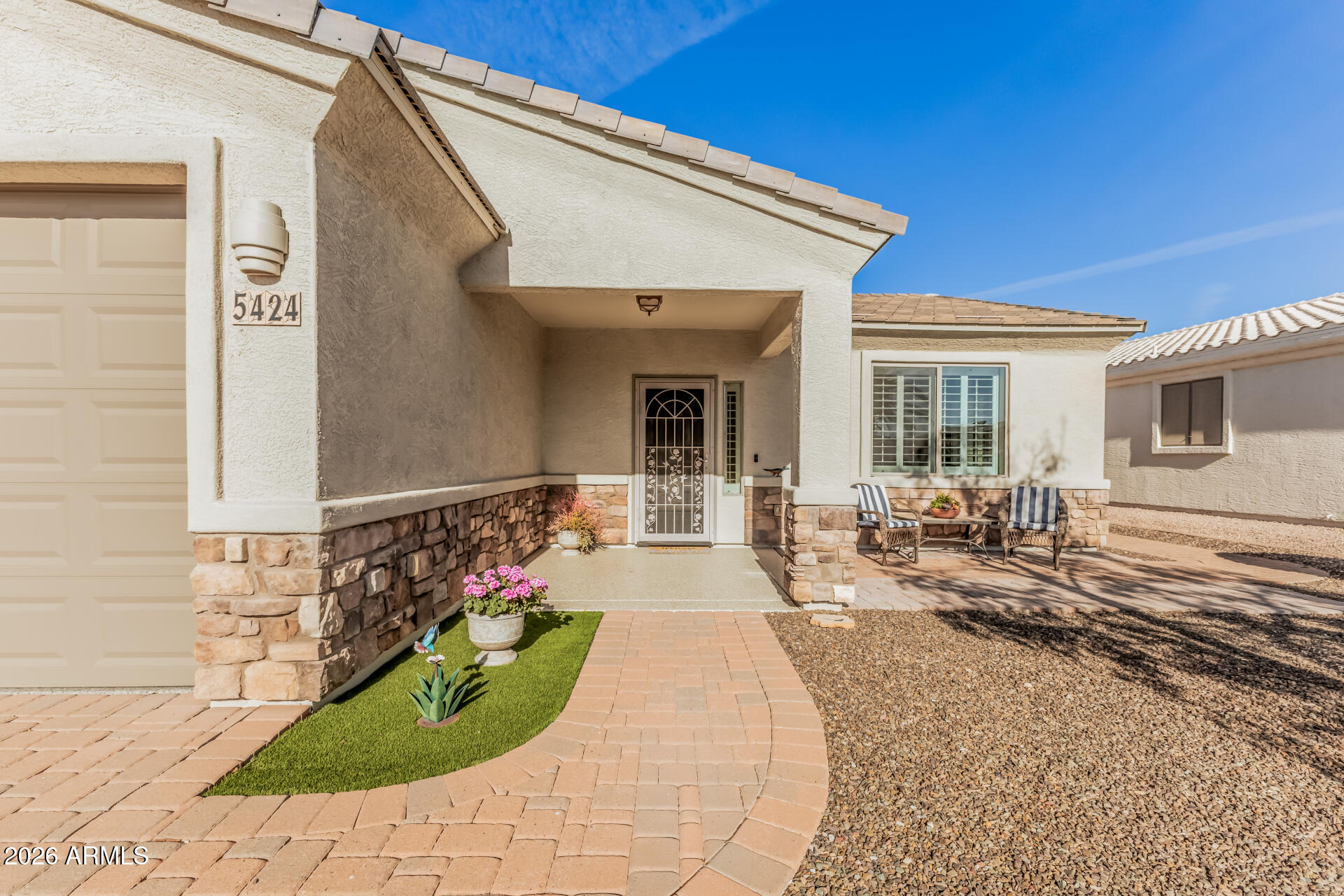5424 E HERMOSA VISTA Drive