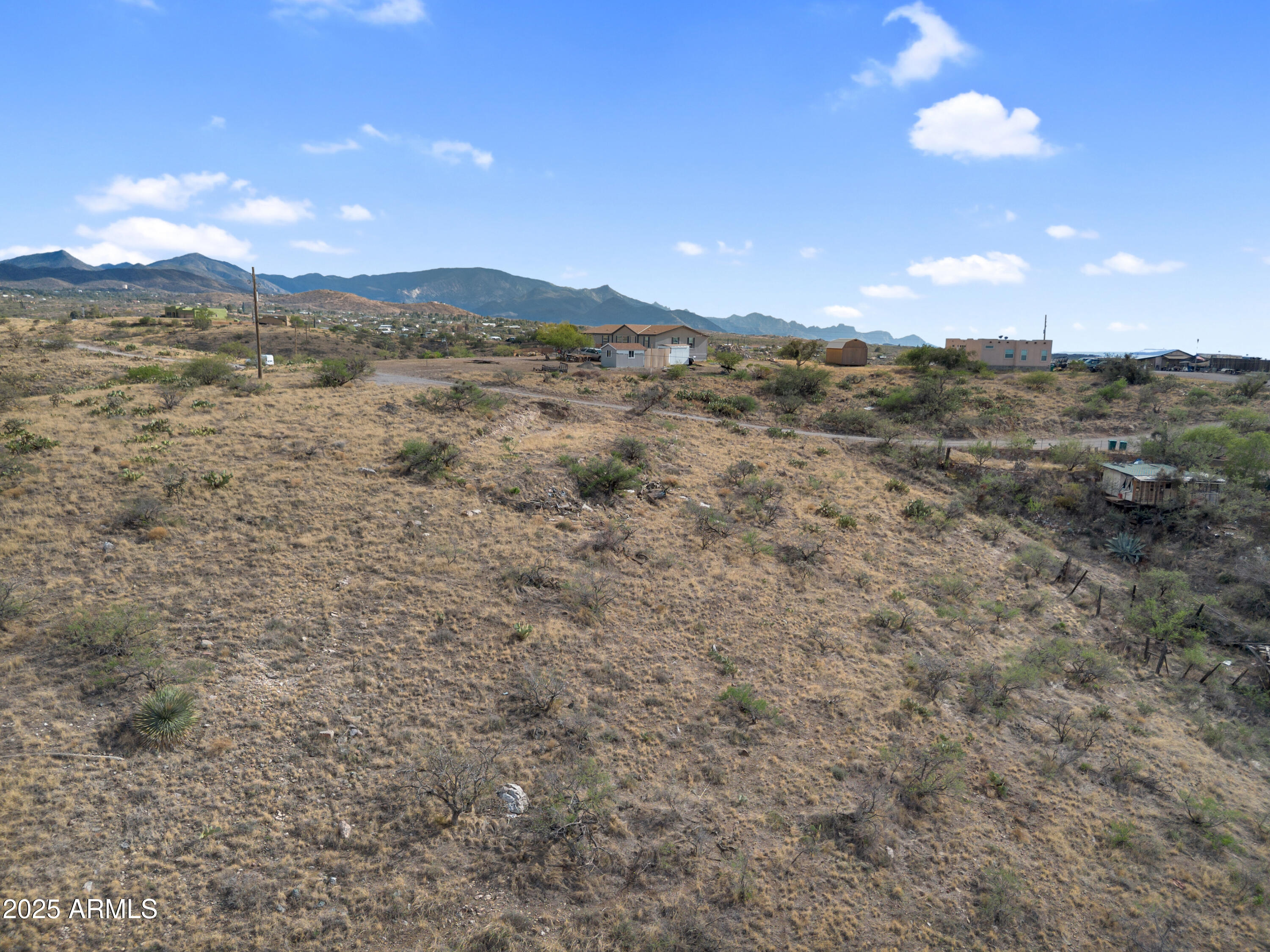 028 N Rockliffe Boulevard -