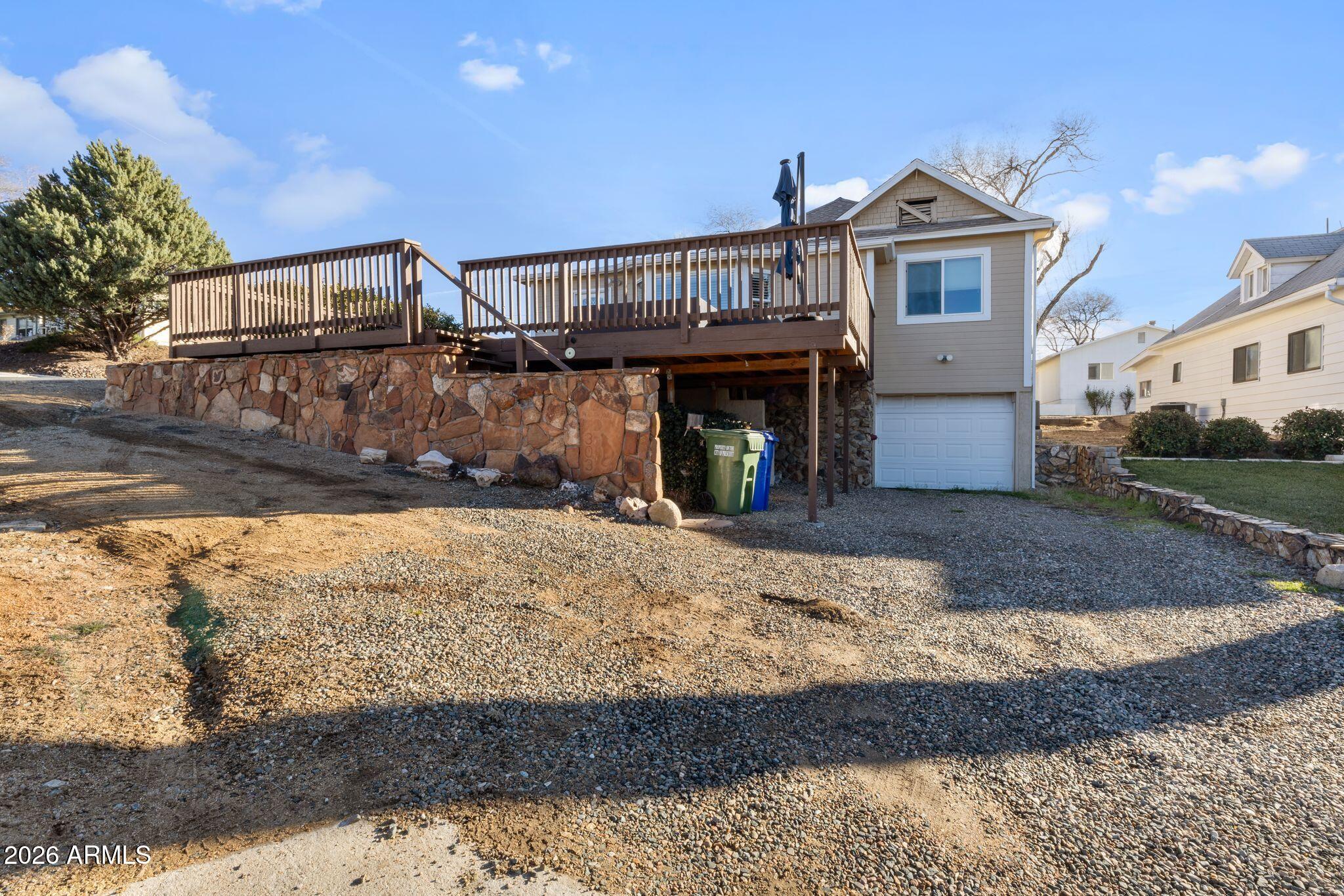 303 S PLEASANT Street