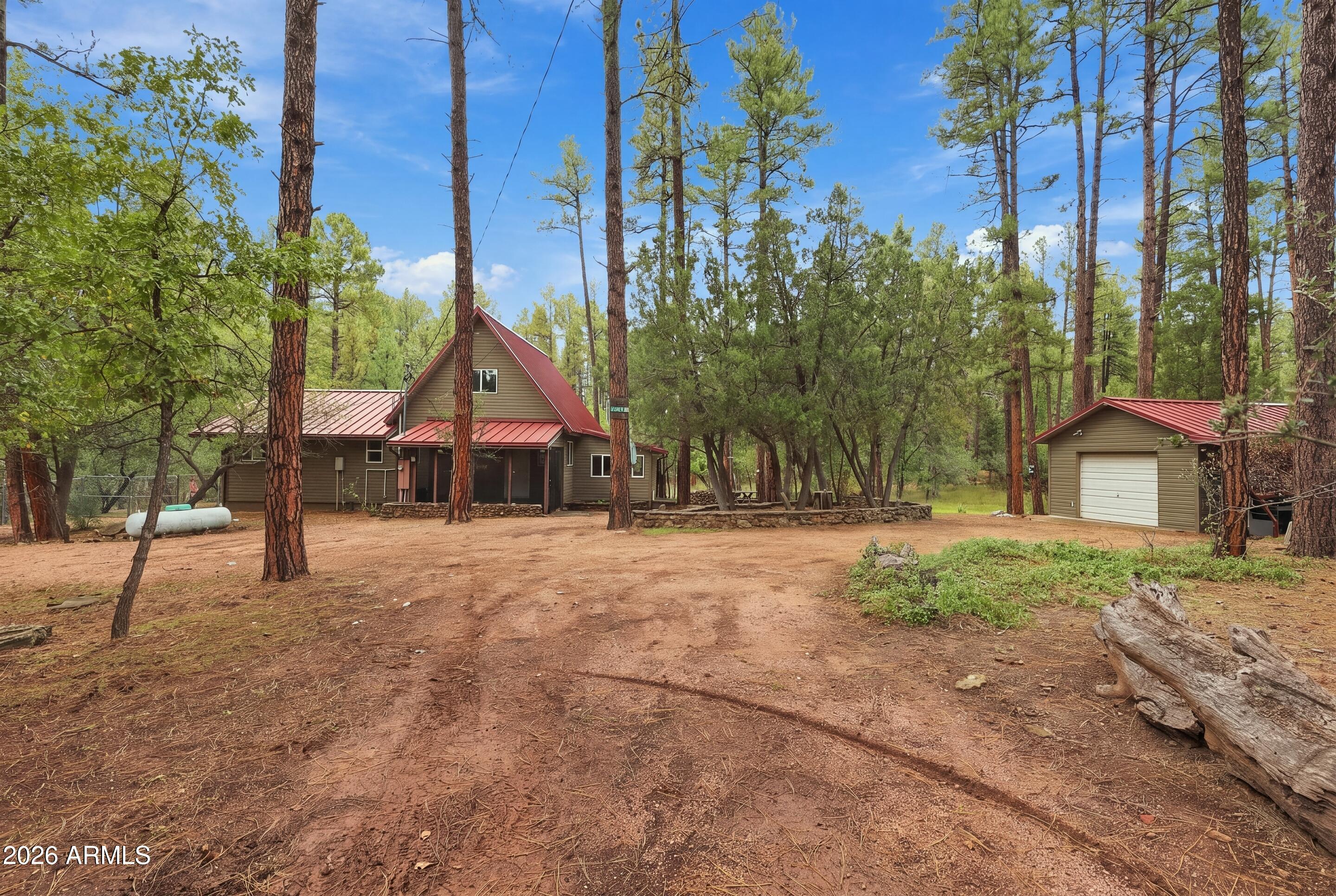 5844 W ROBIN Way