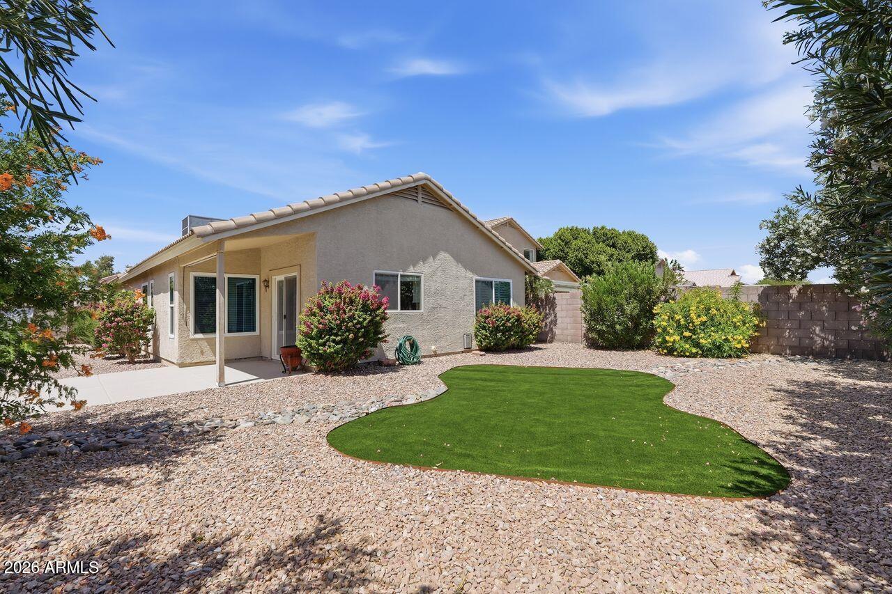 SUNSET CANYON - Residential