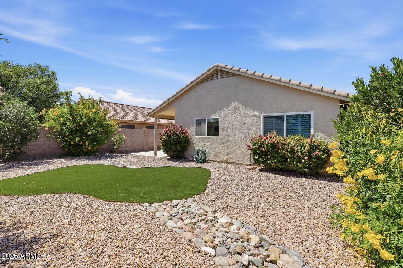 SUNSET CANYON - Residential