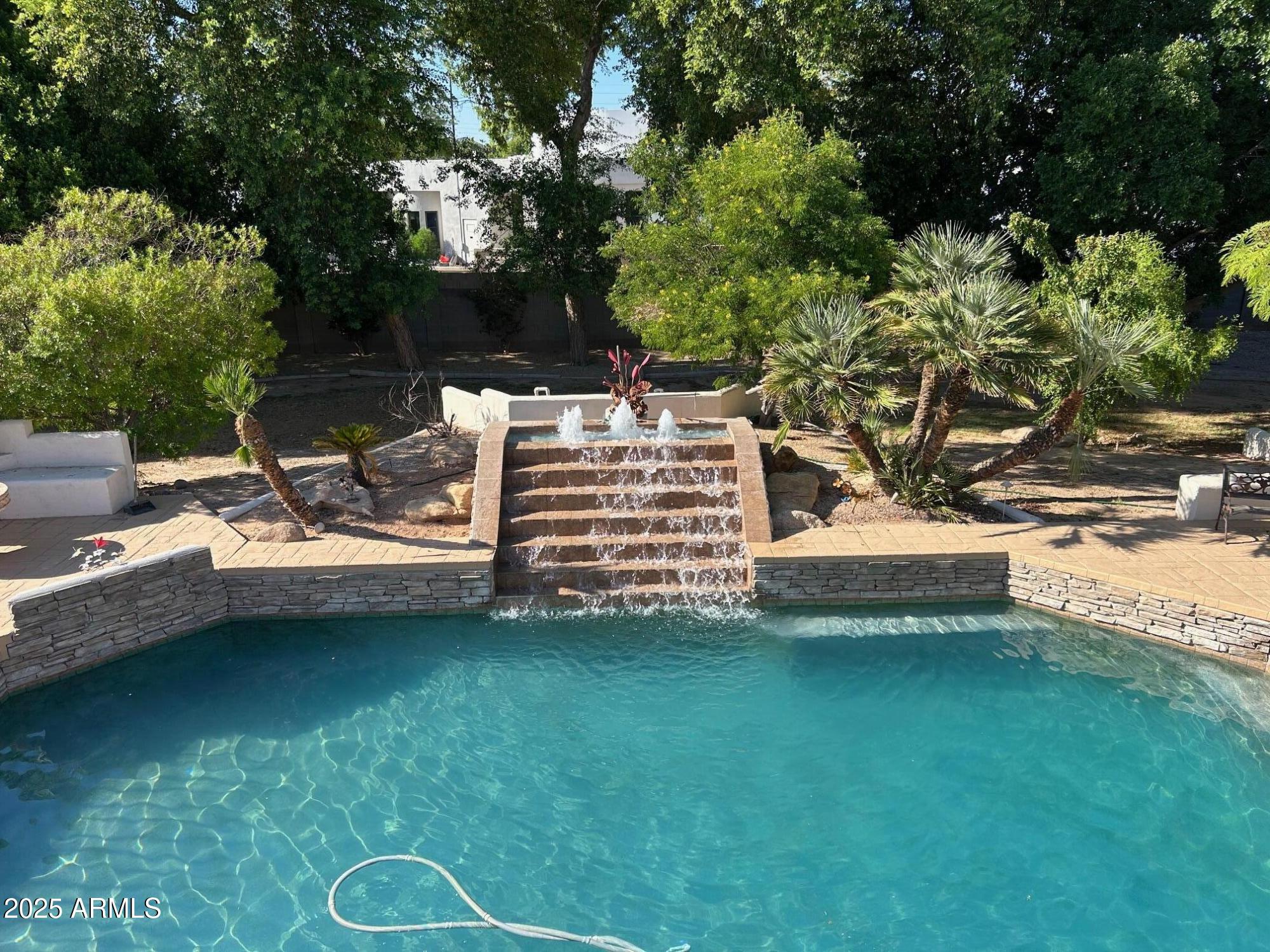 3710 E NORTHRIDGE Circle