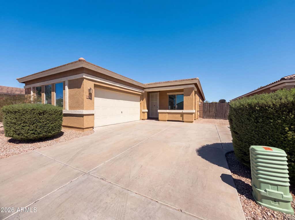 Photo of 875 W Ayrshire Trail, San Tan Valley, AZ 85143 (MLS # 7050713)