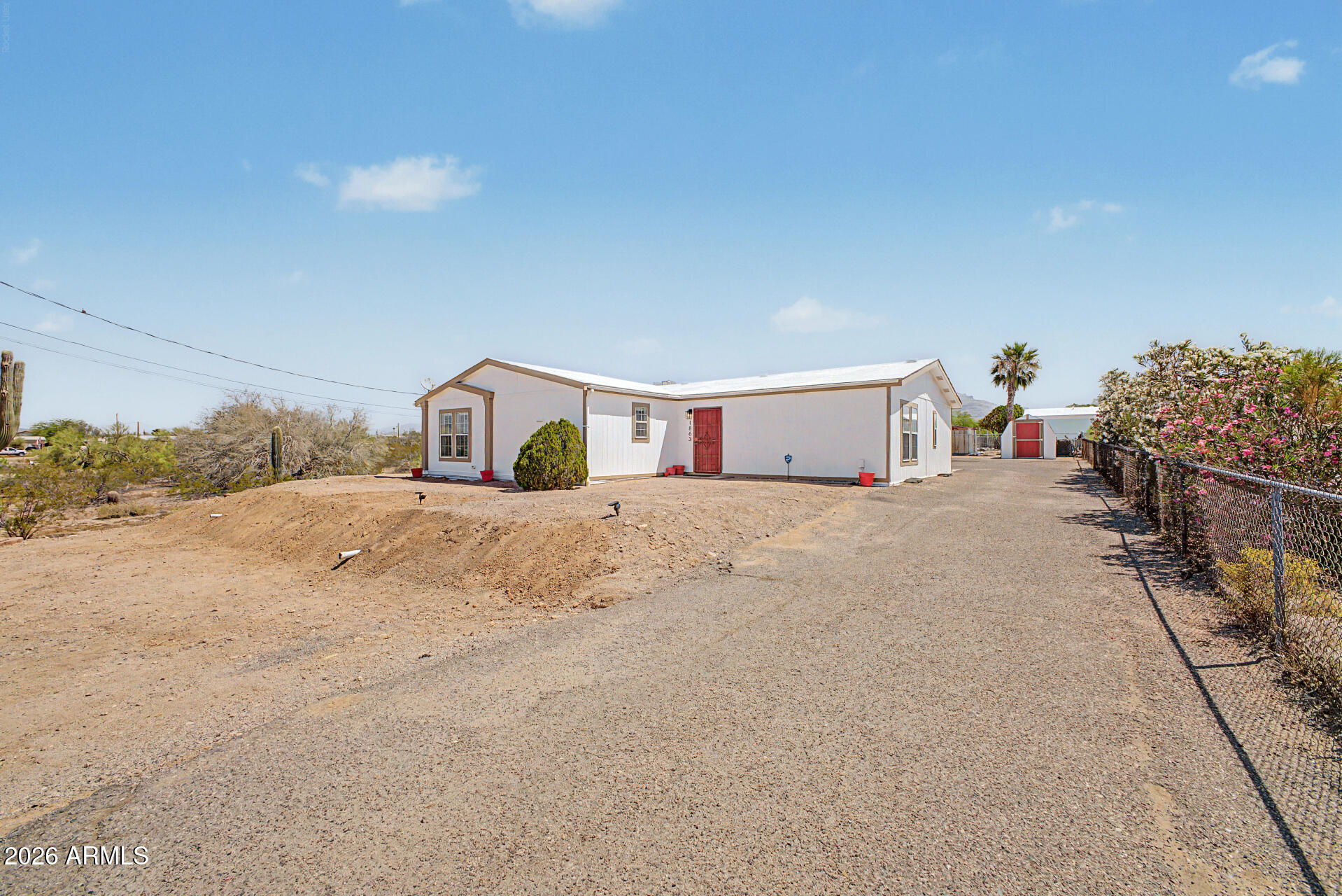 1863 S VAQUERO Road