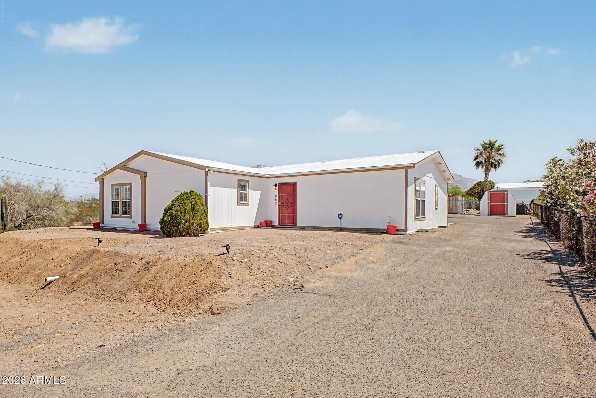 1863 S VAQUERO Road
