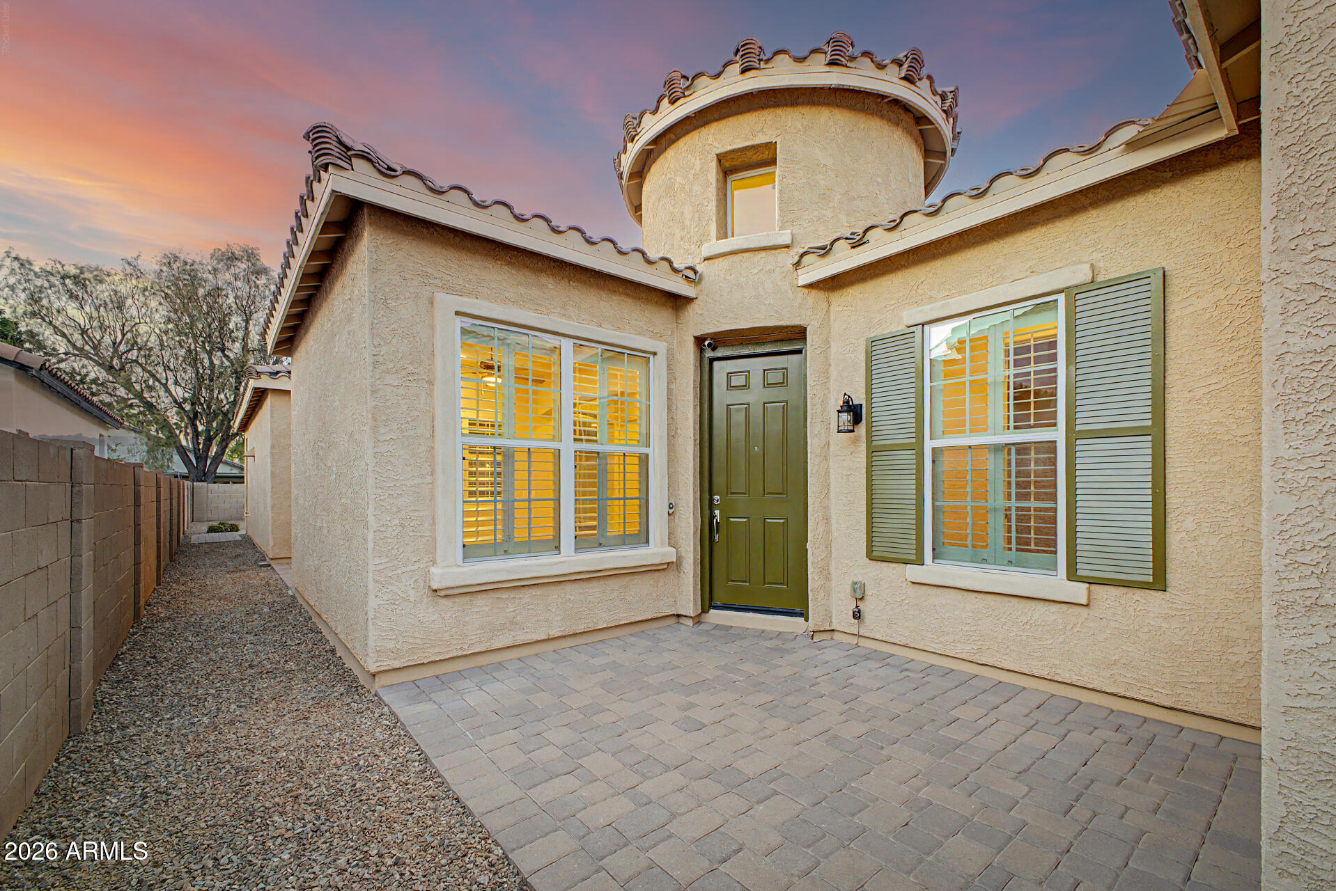 2170 E GERONIMO Street