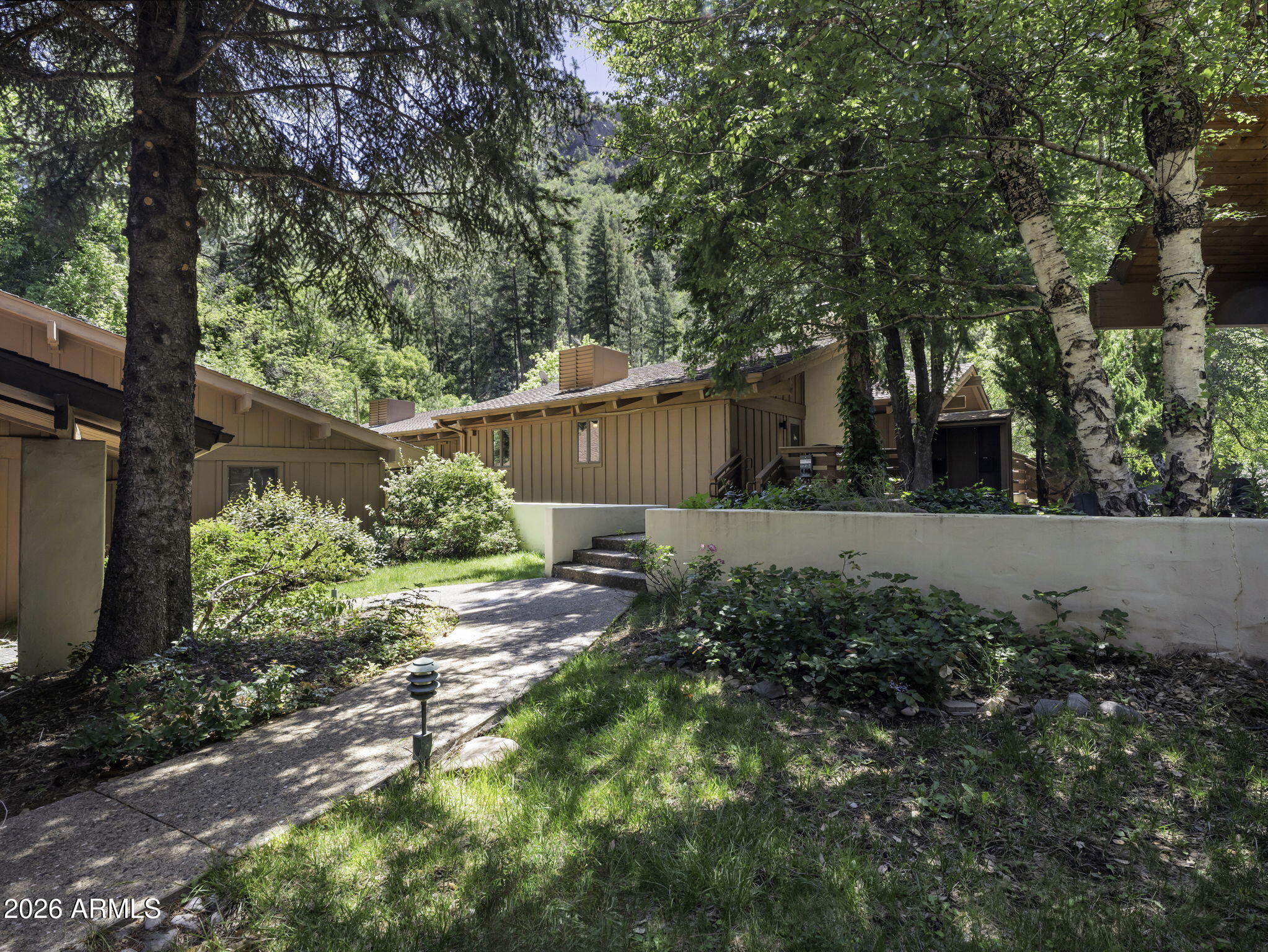 8351 N State Route 89A -- 13