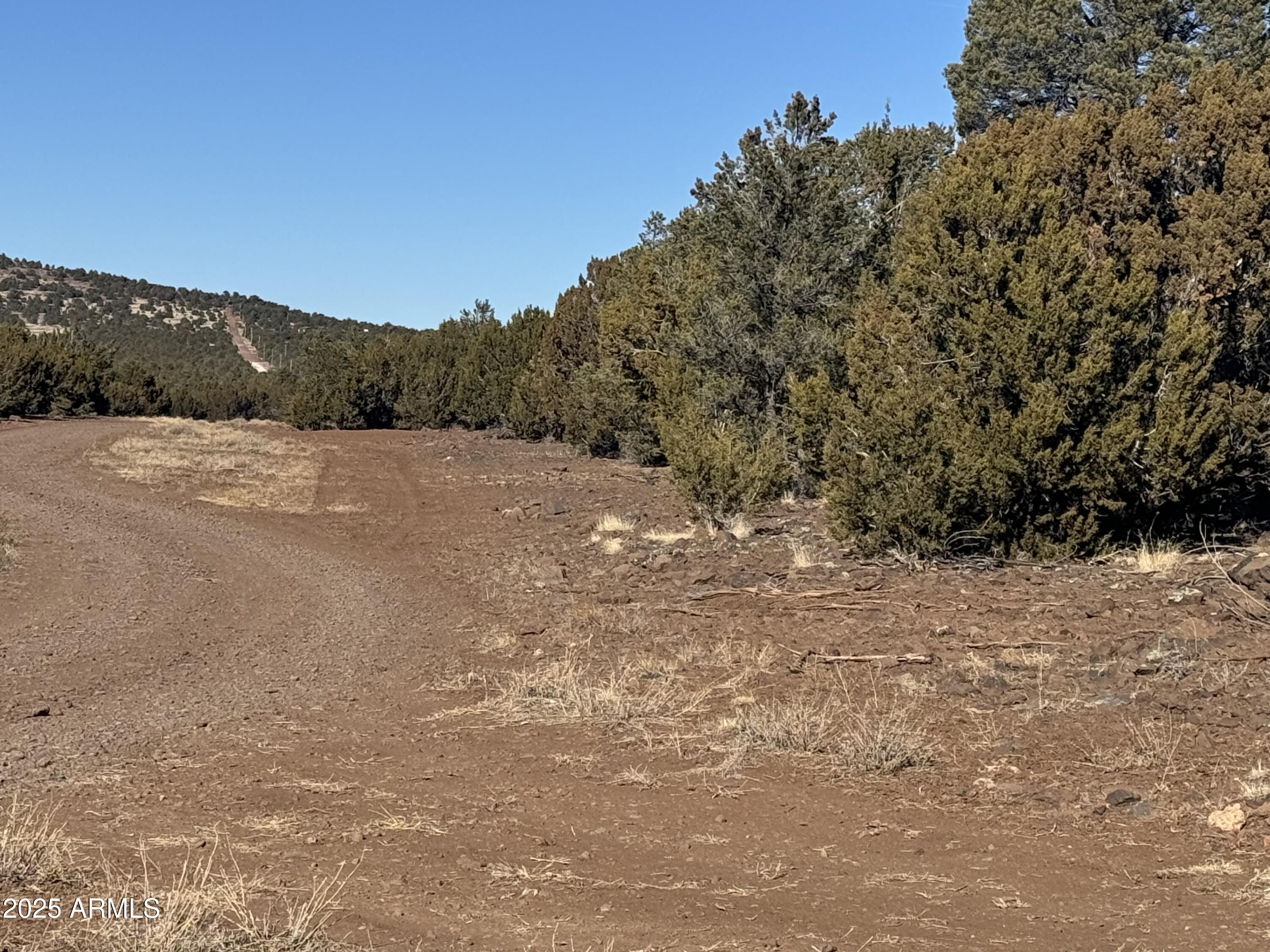 SKYLINE RANCH - Land