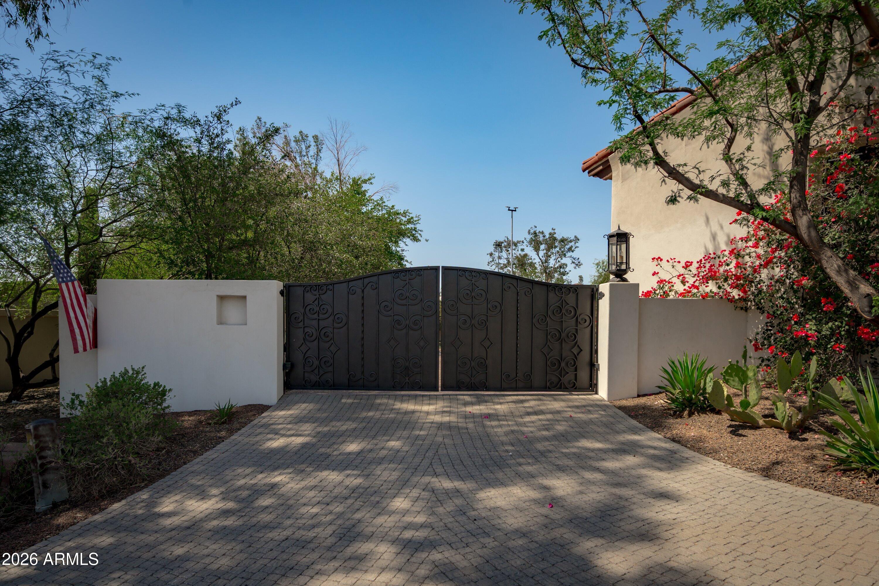 ARCADIA ESTATES - Residential