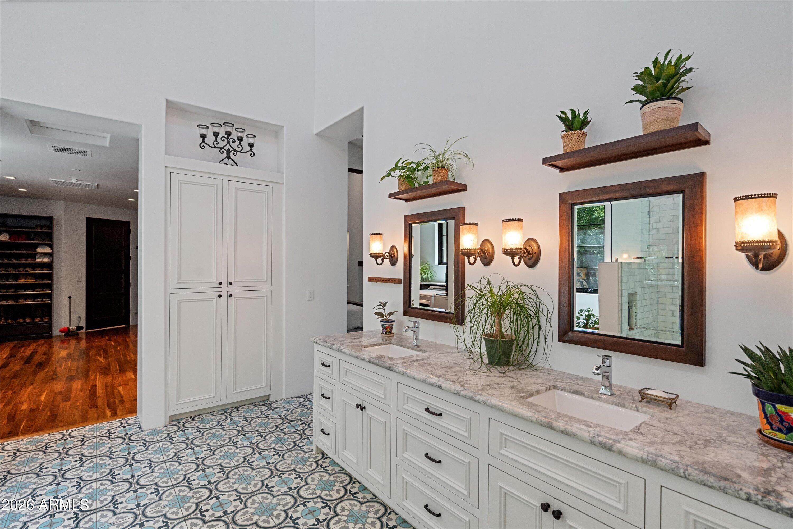 ARCADIA ESTATES - Residential