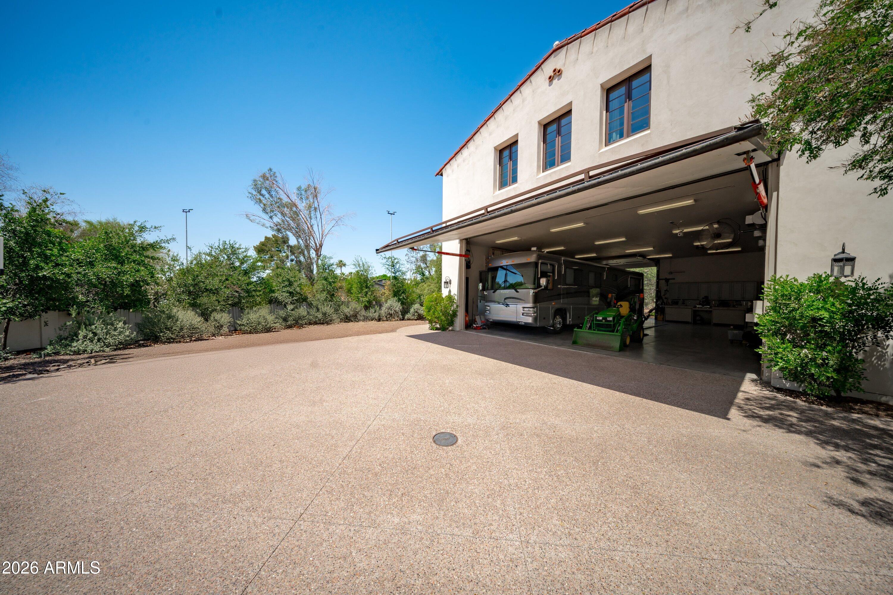 ARCADIA ESTATES - Residential