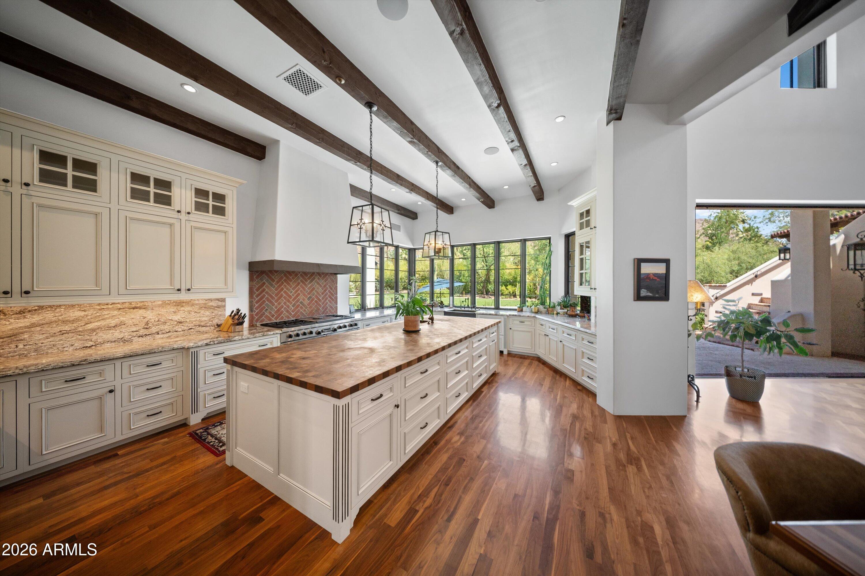 ARCADIA ESTATES - Residential