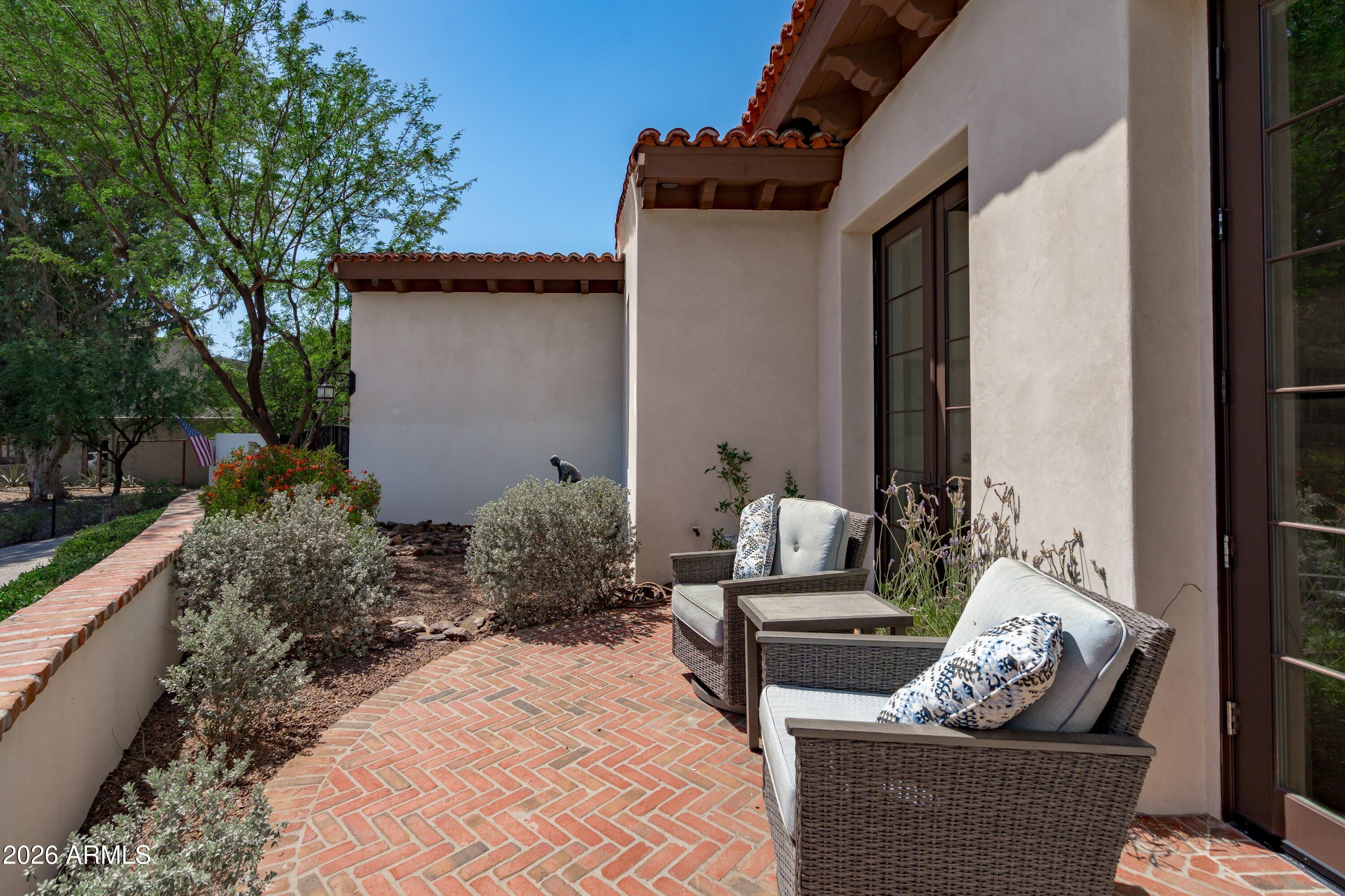 ARCADIA ESTATES - Residential