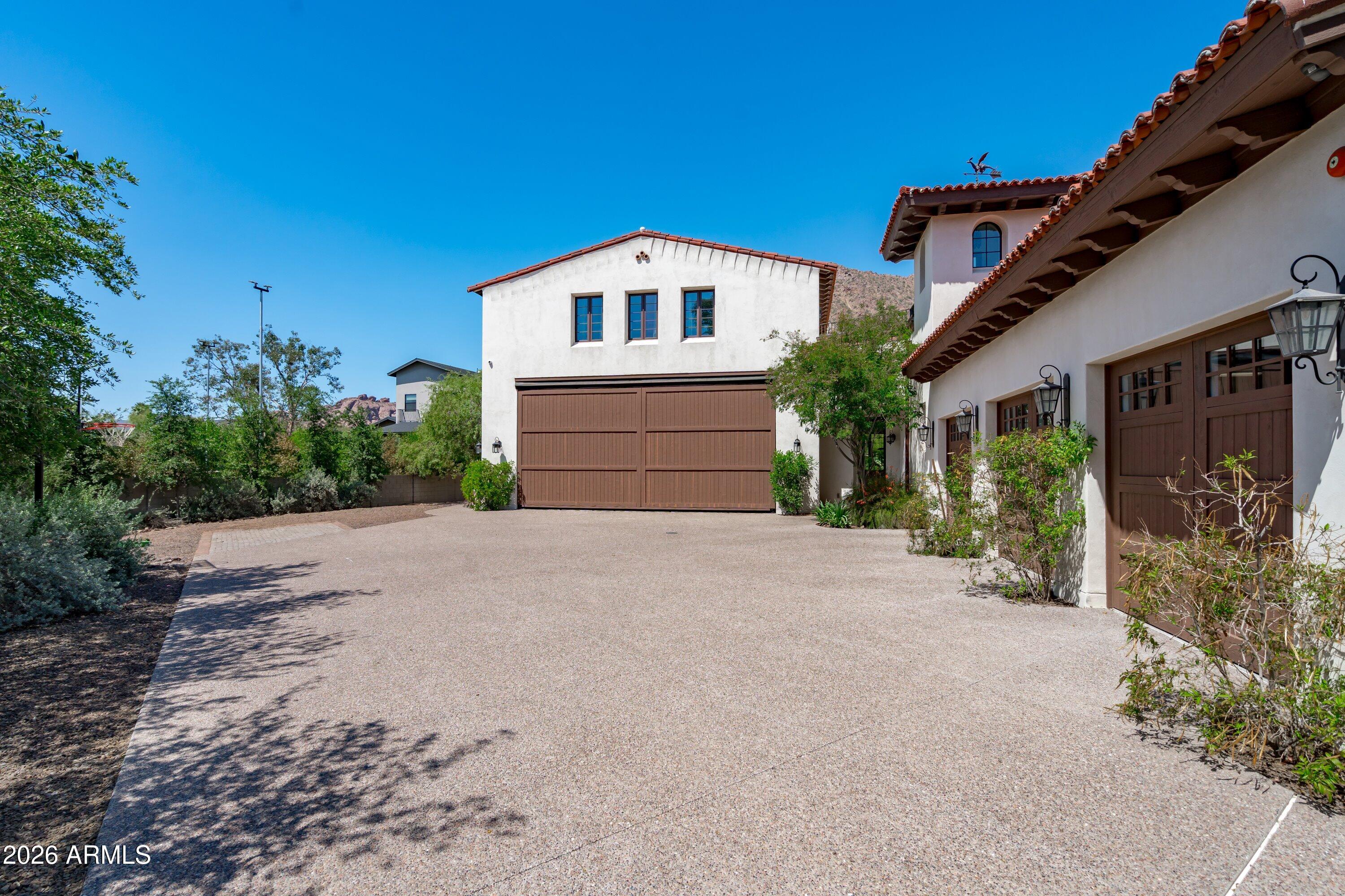 ARCADIA ESTATES - Residential
