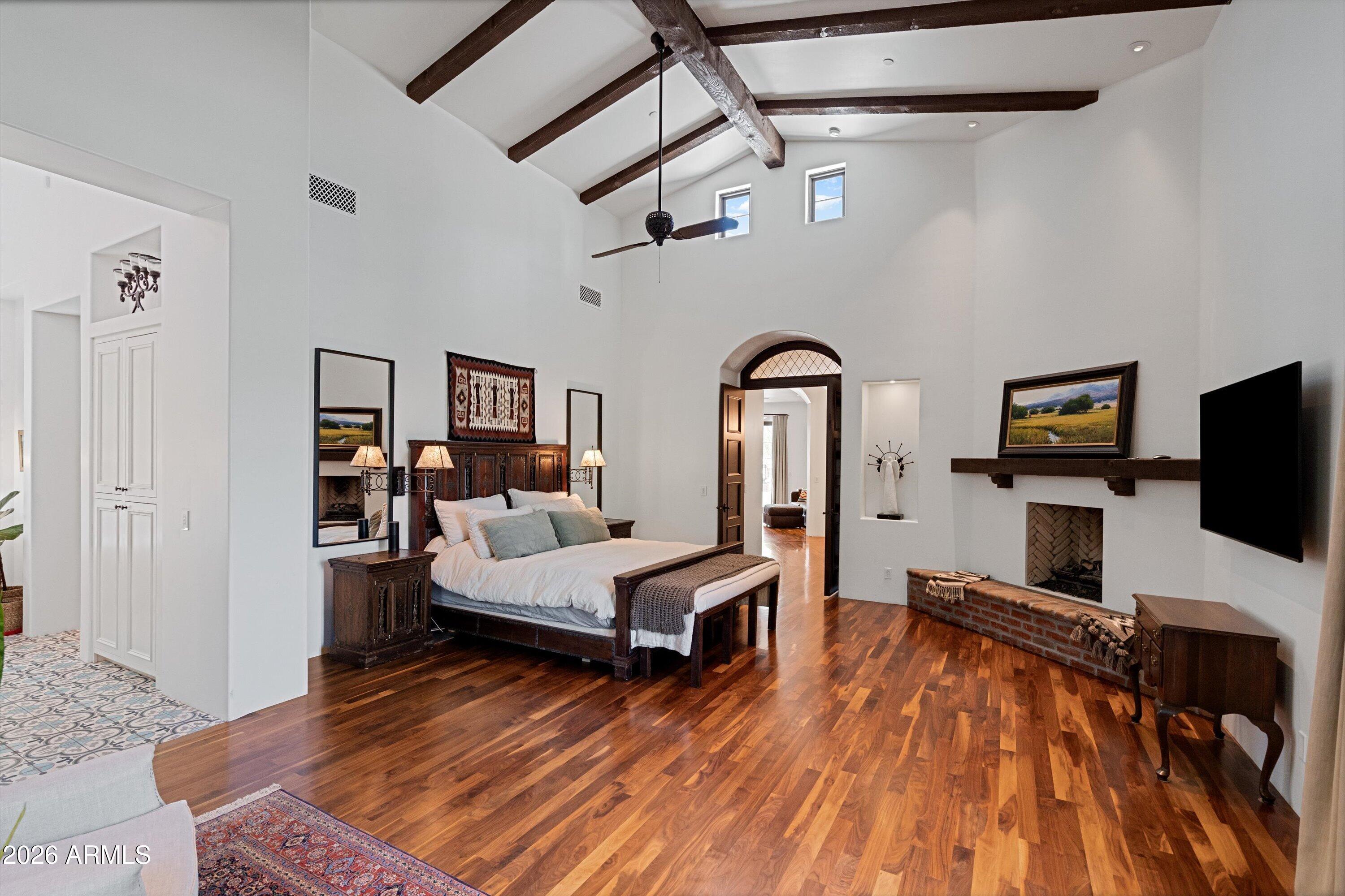 ARCADIA ESTATES - Residential