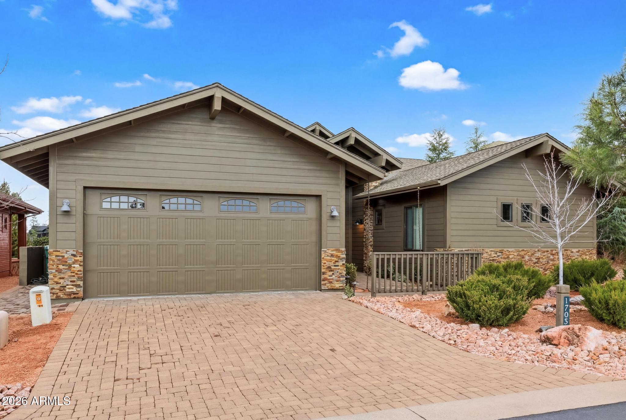 1705 E VELVET MESQUITE Court