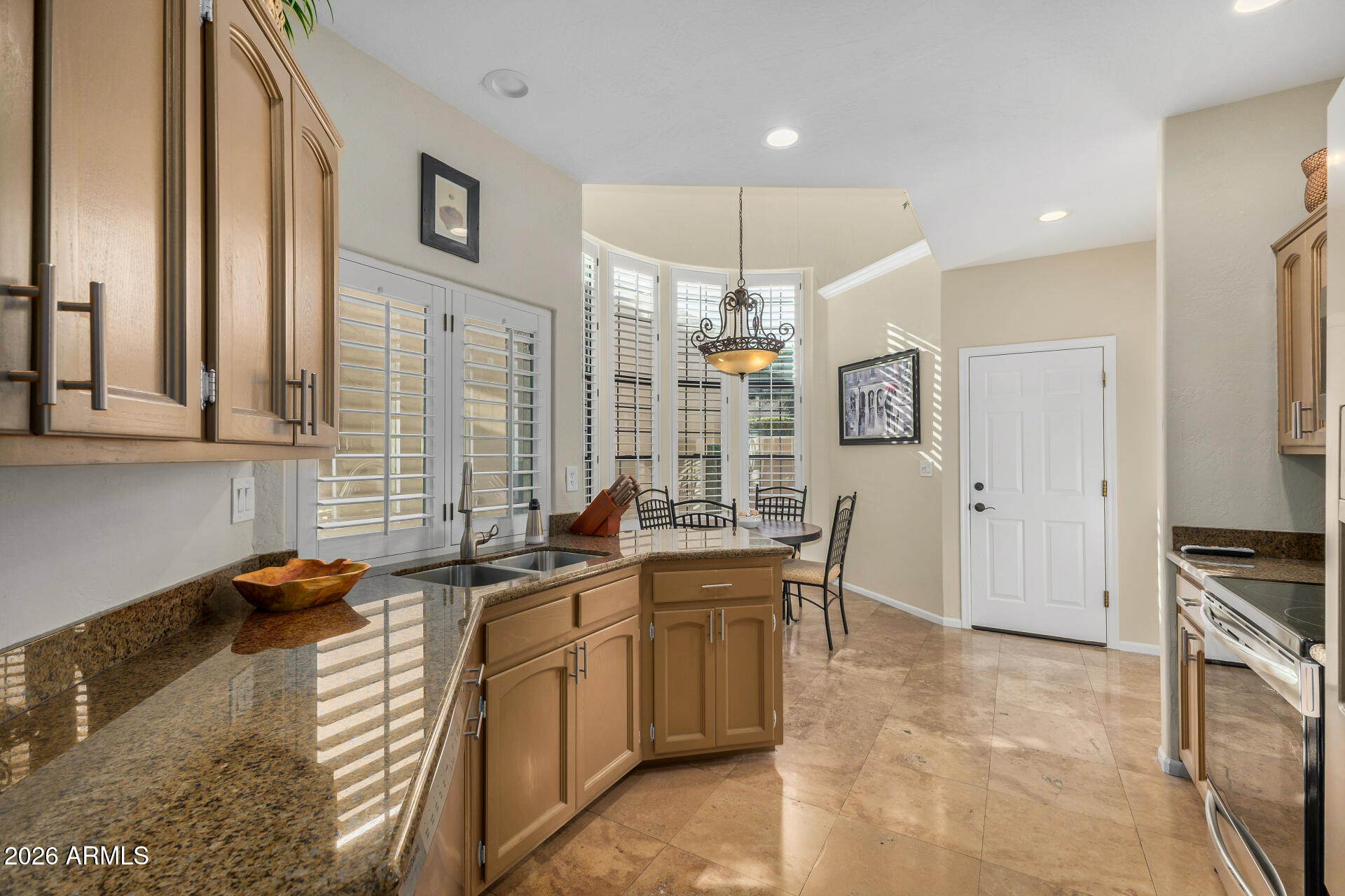 7955 E CHAPARRAL Road 98