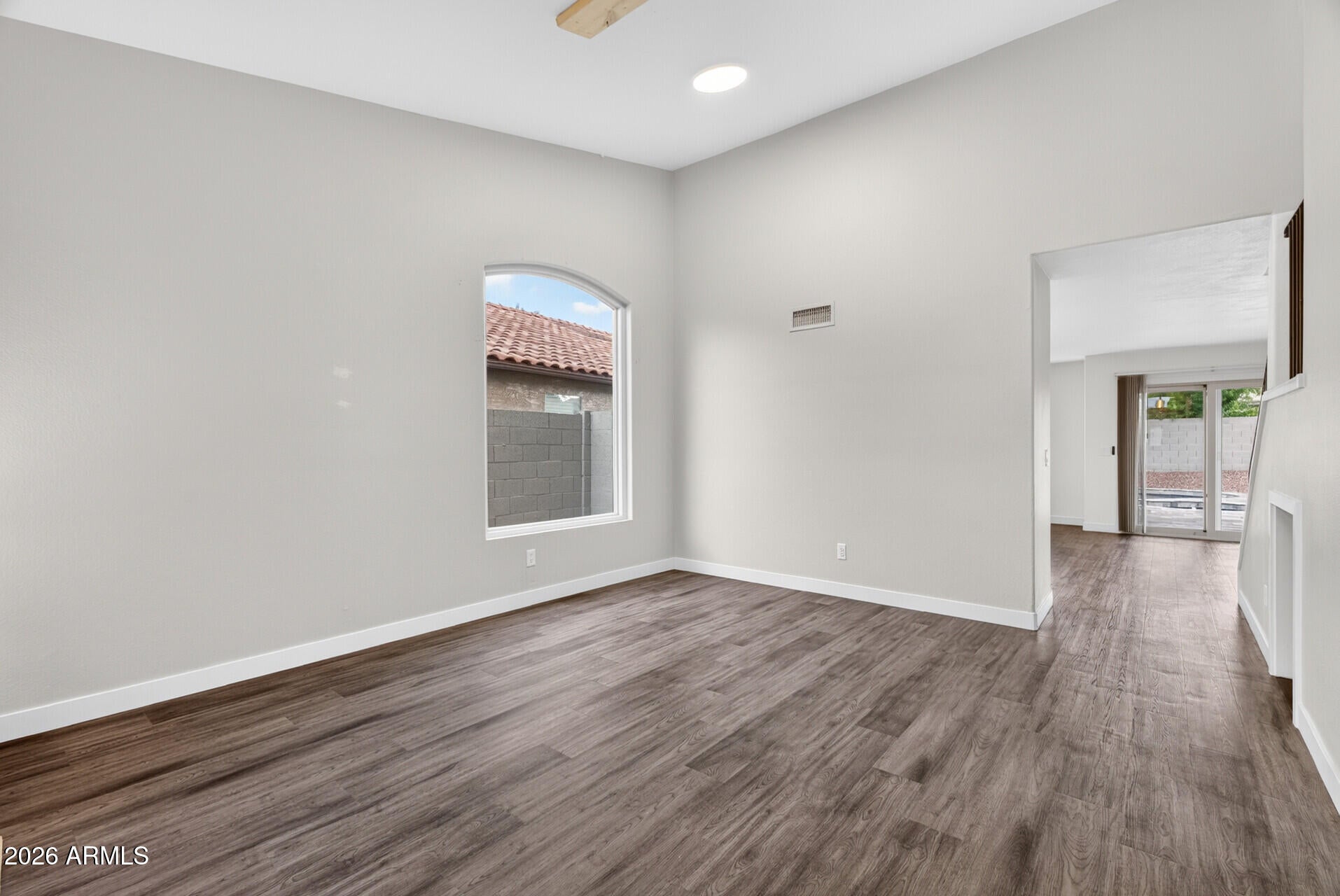 1301 E SIERRA MADRE Avenue