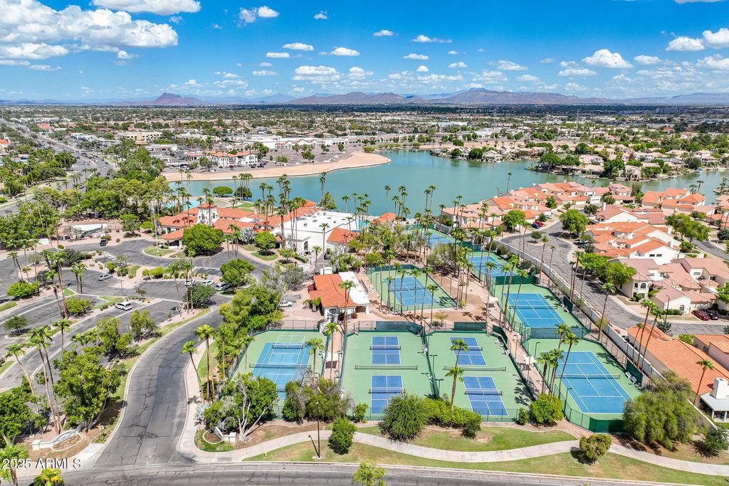 Photo of 804 N Jamaica Way, Gilbert, AZ 85234 (MLS # 6962264)