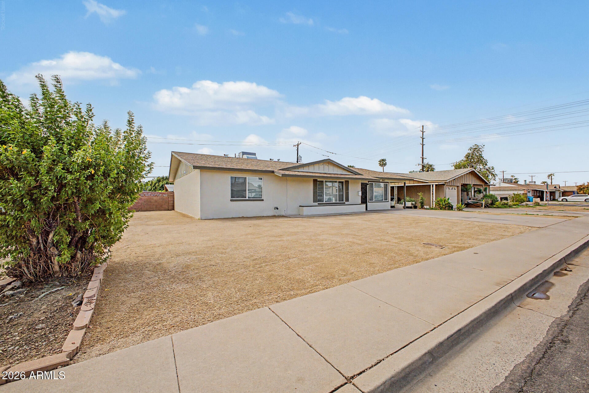 3647 W ROSE Lane