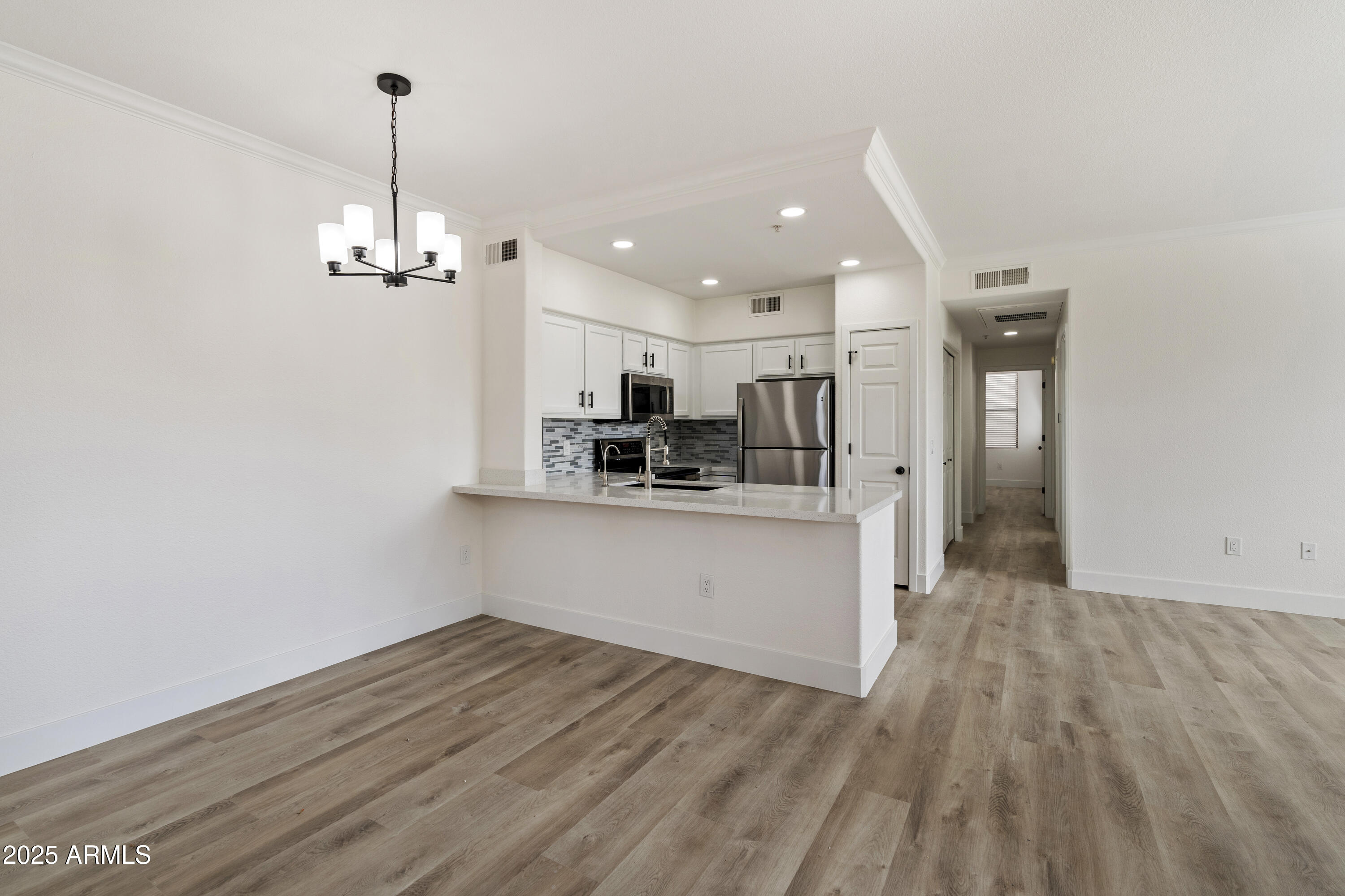 20100 N 78TH Place 2104
