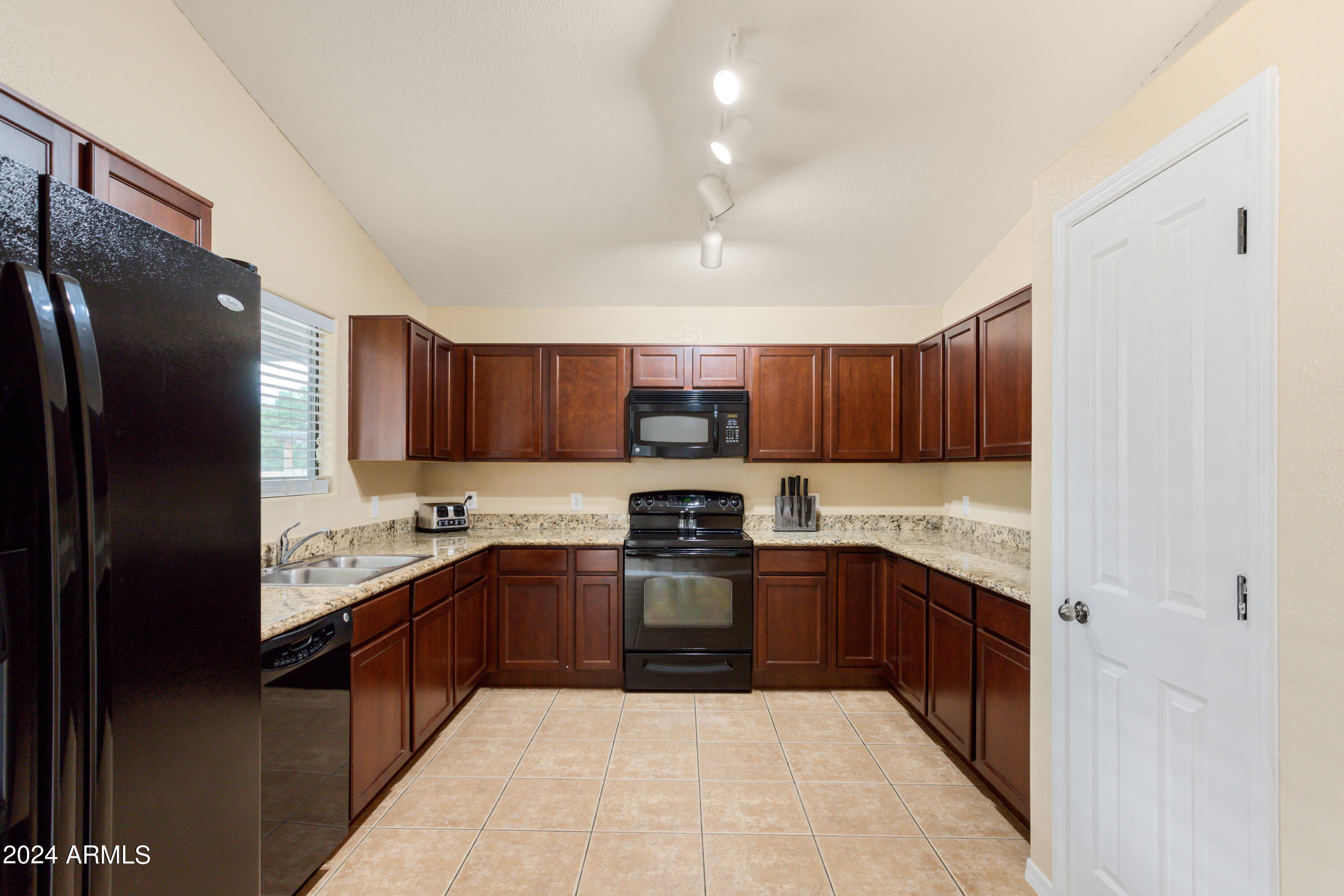 CHAPARRAL VILLAGE NORTH PHASE 4 - Residential