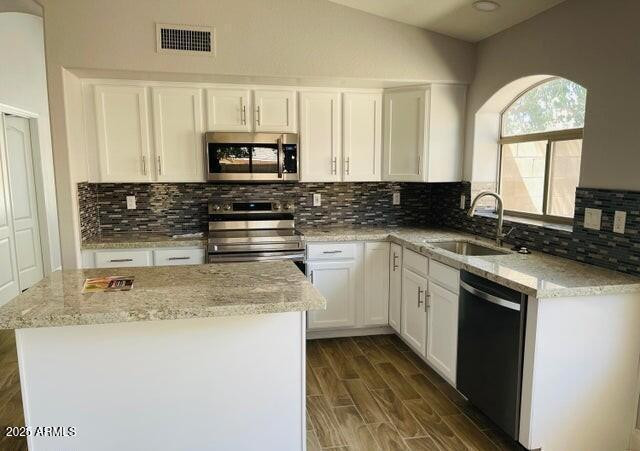 12817 W Alvarado Road