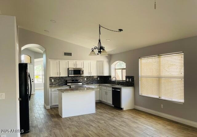 12817 W Alvarado Road