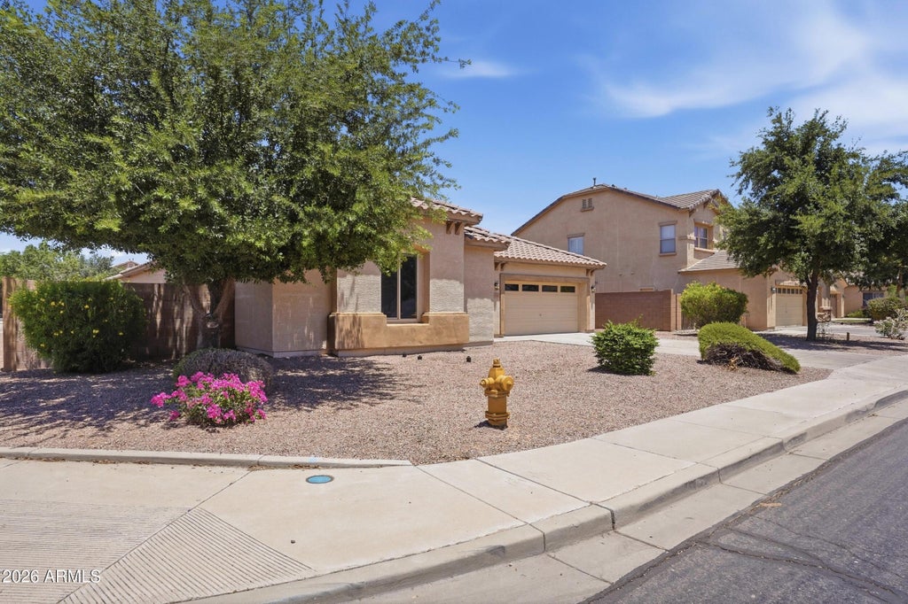 Photo of 4216 E County Down Drive, Chandler, AZ 85249 (MLS # 7033965)