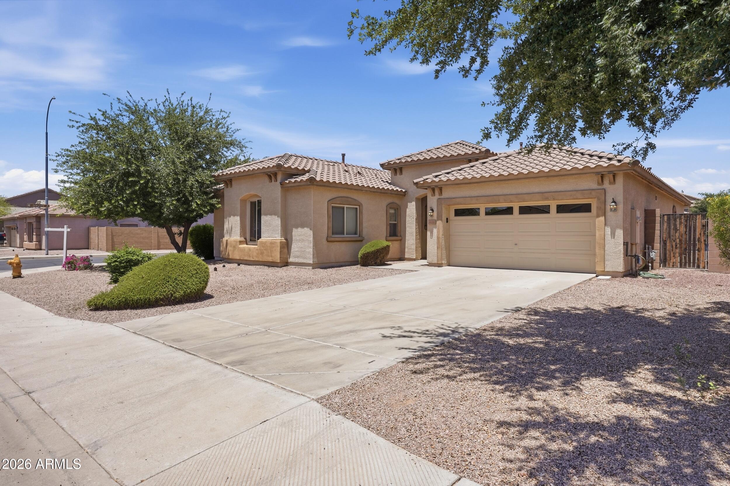 4216 E County Down Drive
