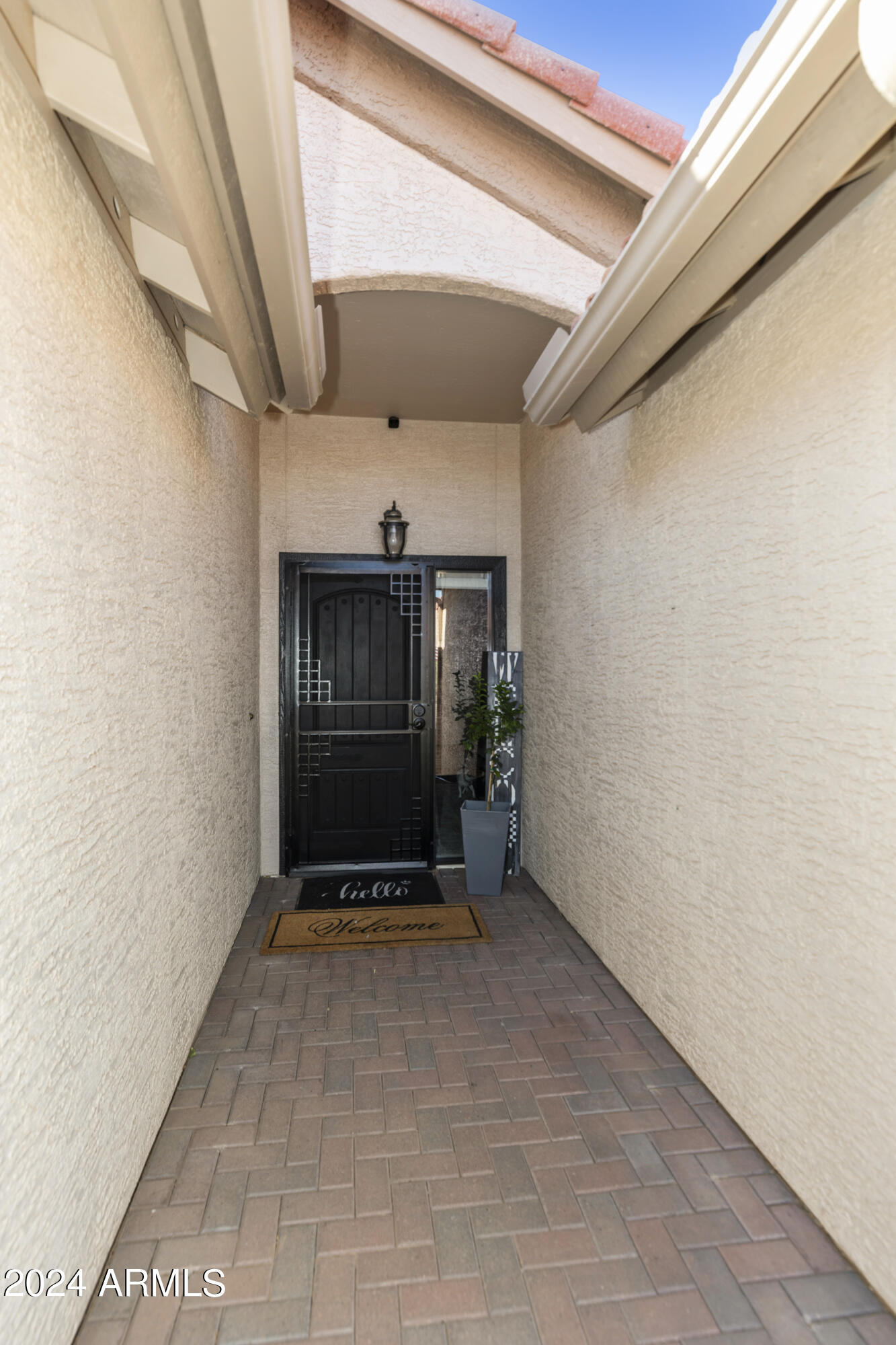 1509 E PEACH TREE Drive