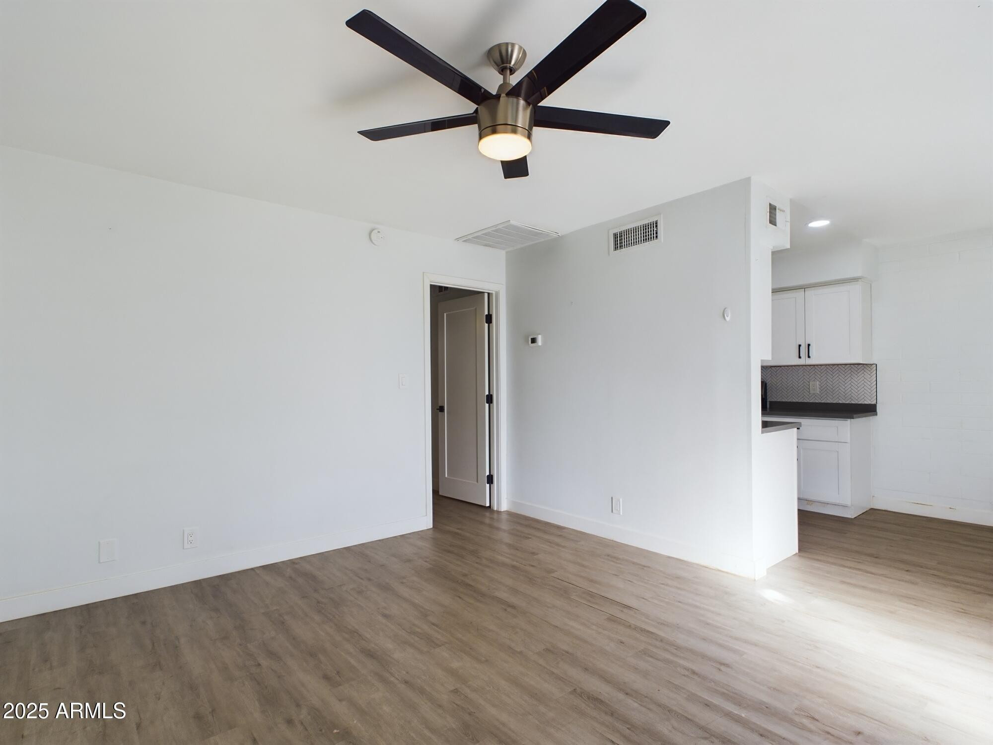 3038 N 38th Street Apt 4