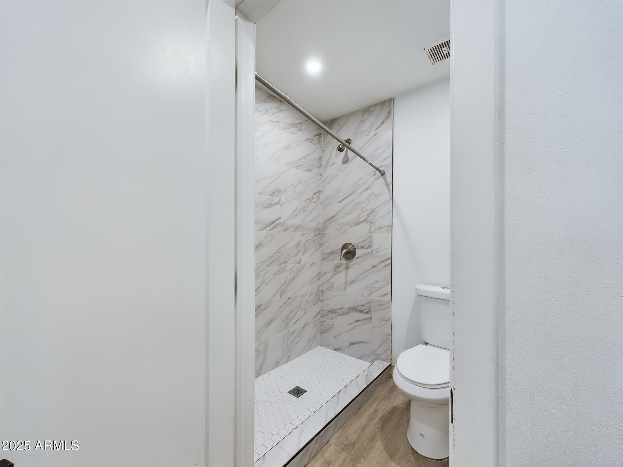 3038 N 38th Street Apt 4