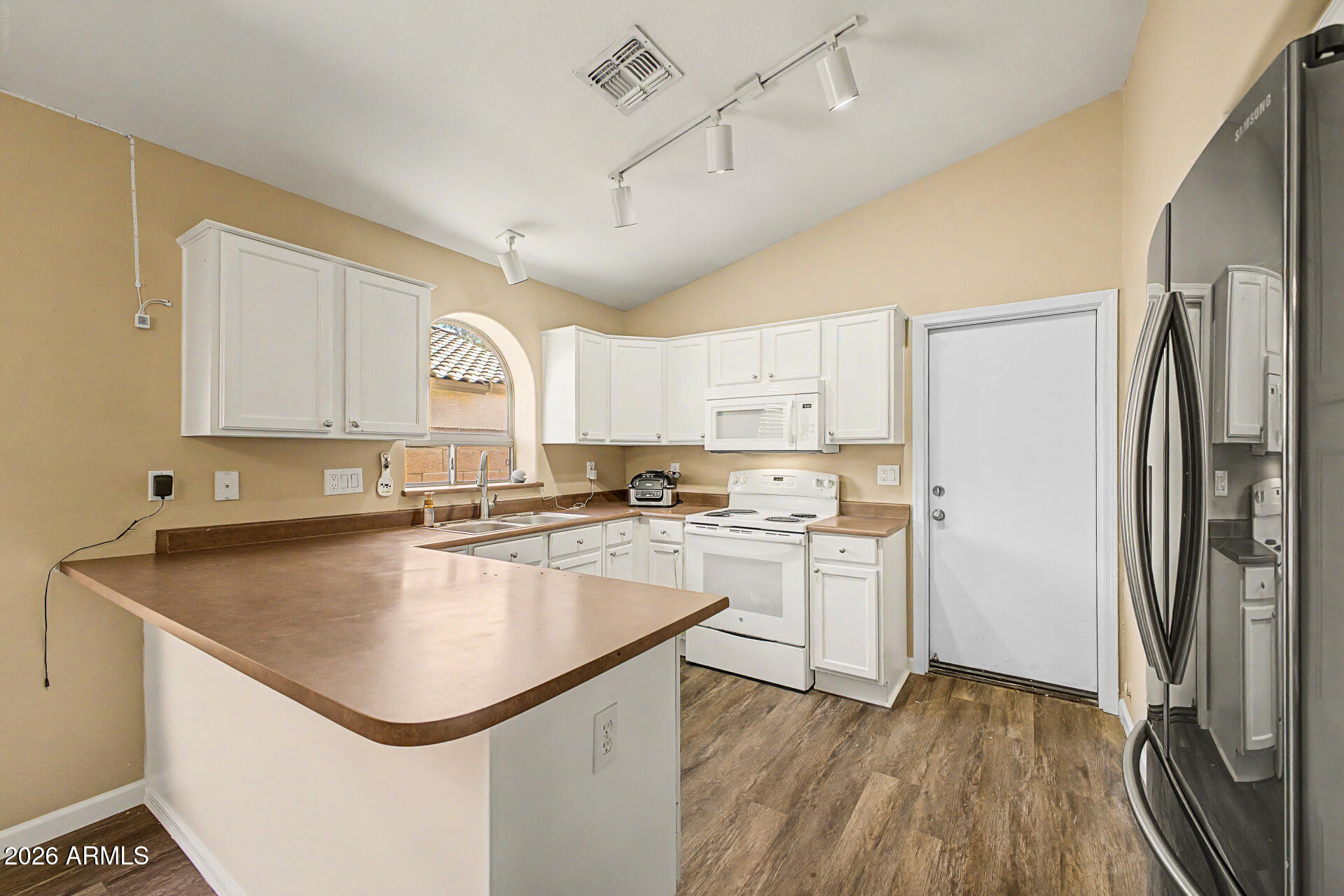 CANYON TRAILS UNIT 2 - Residential