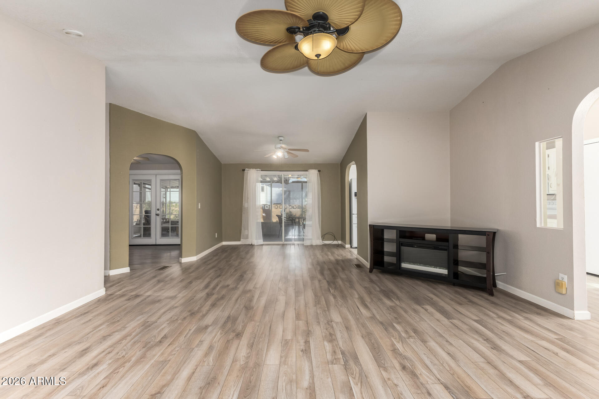 2400 E BASELINE Avenue 44