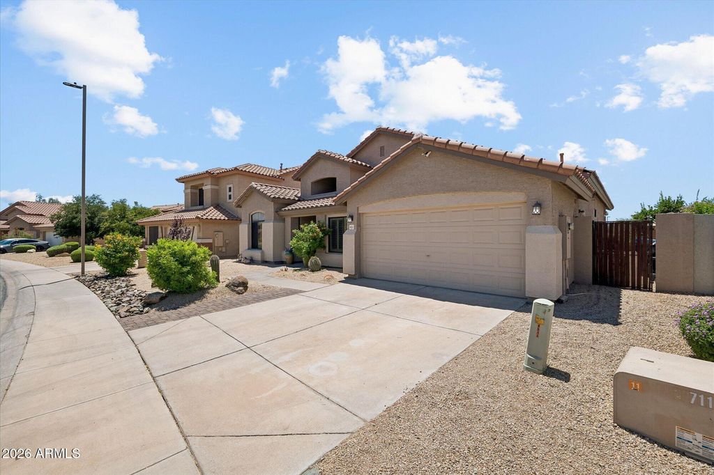 Photo of 4511 E Swilling Road, Phoenix, AZ 85050 (MLS # 7031009)