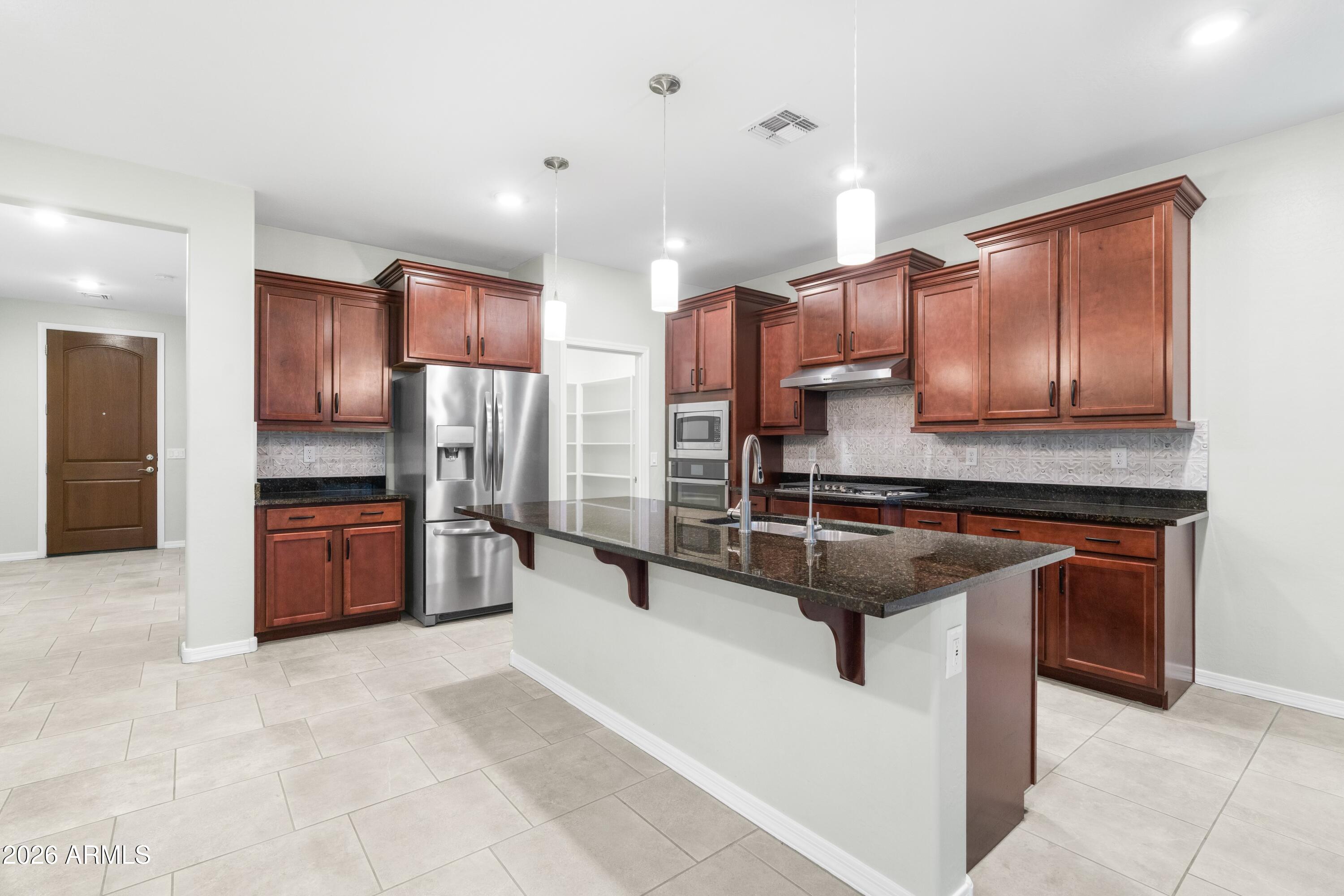 19937 W HEATHERBRAE Drive