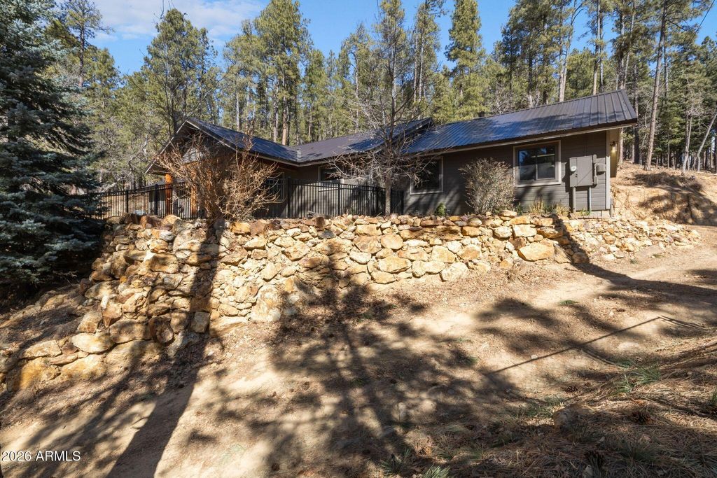 Photo of 3000 E Misty Mountain Loop, Prescott, AZ 86303 (MLS # 7016142)