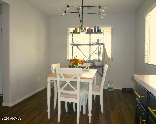 18599 W ILLINI Street