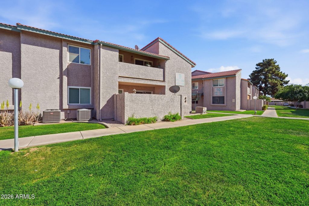 Photo of 623 W Guadalupe Road #180, Mesa, AZ 85210 (MLS # 7000335)