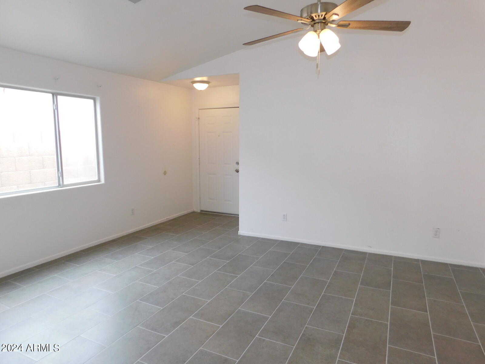 2874 W Muriel Drive