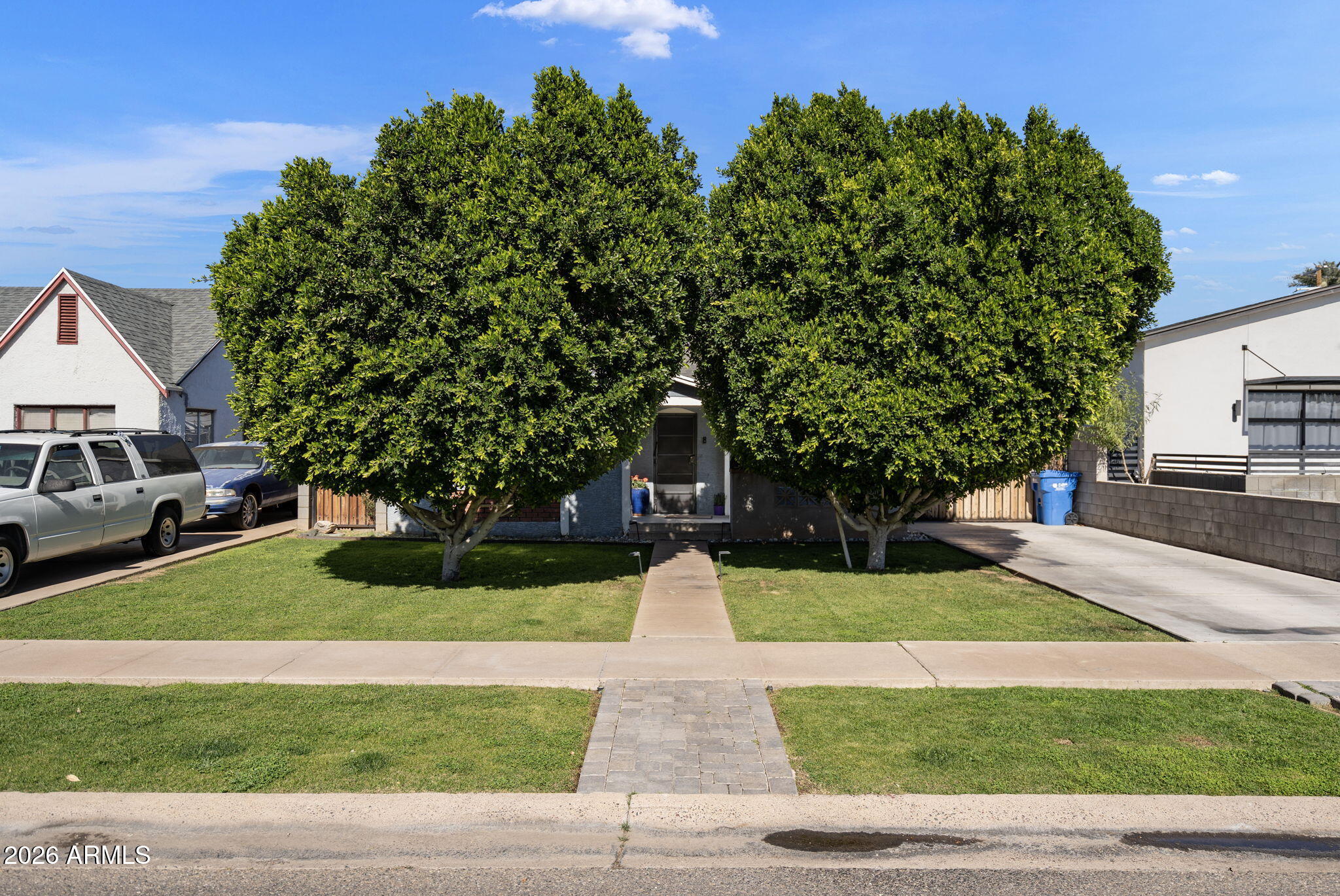 1840 E CULVER Street