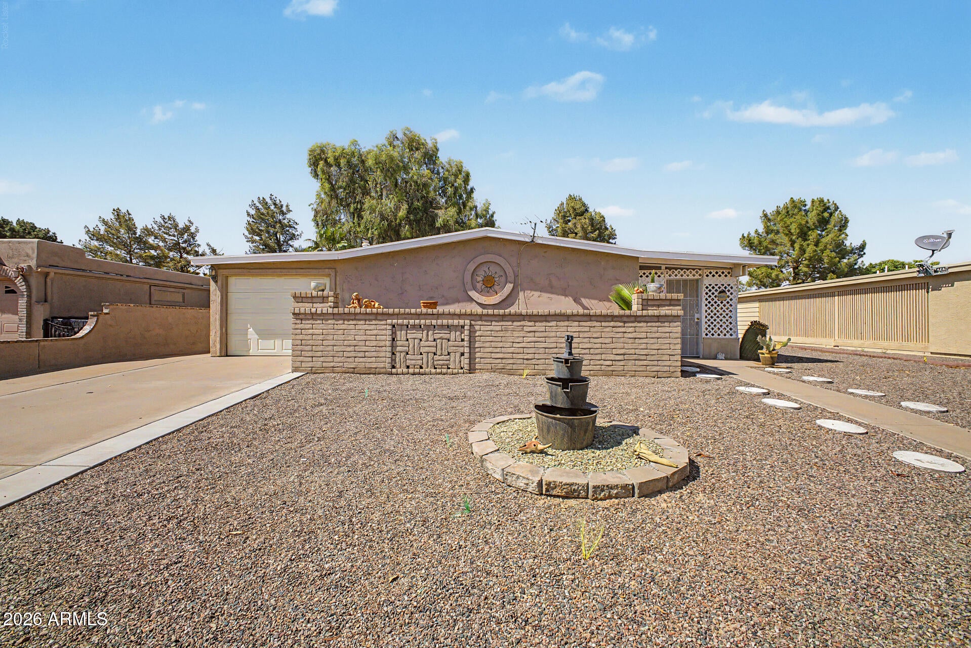 9346 E LAKESIDE Drive