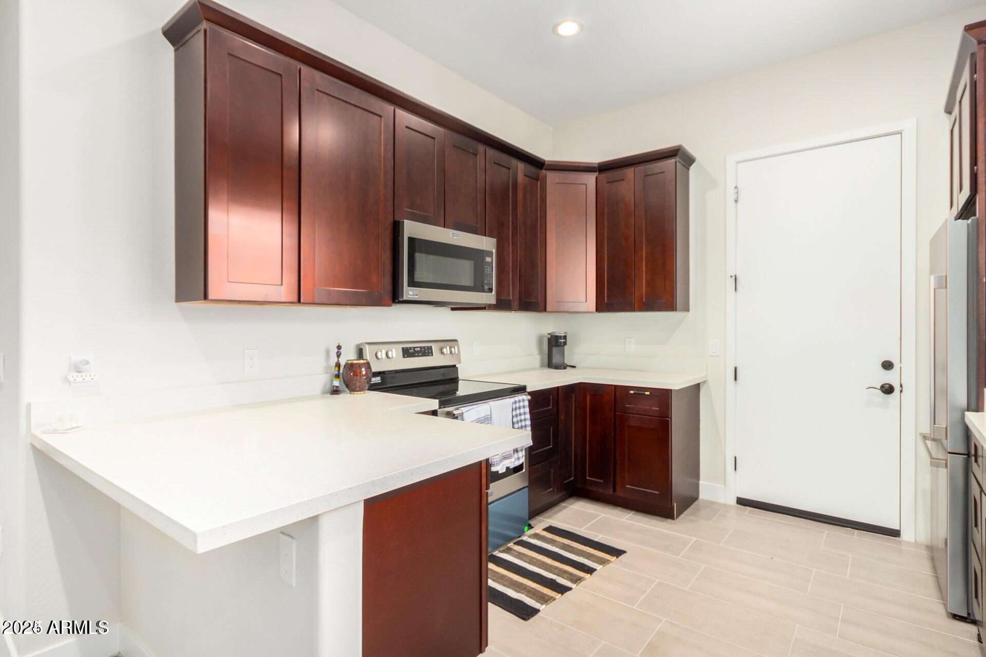 846 N PUEBLO Drive 128