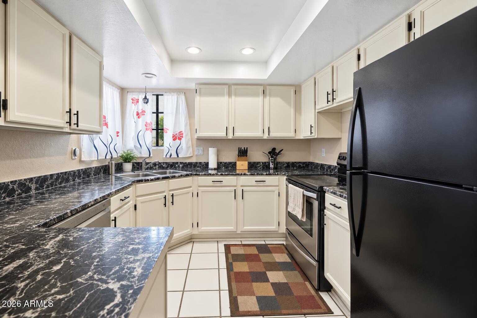 2455 E BROADWAY Road 59