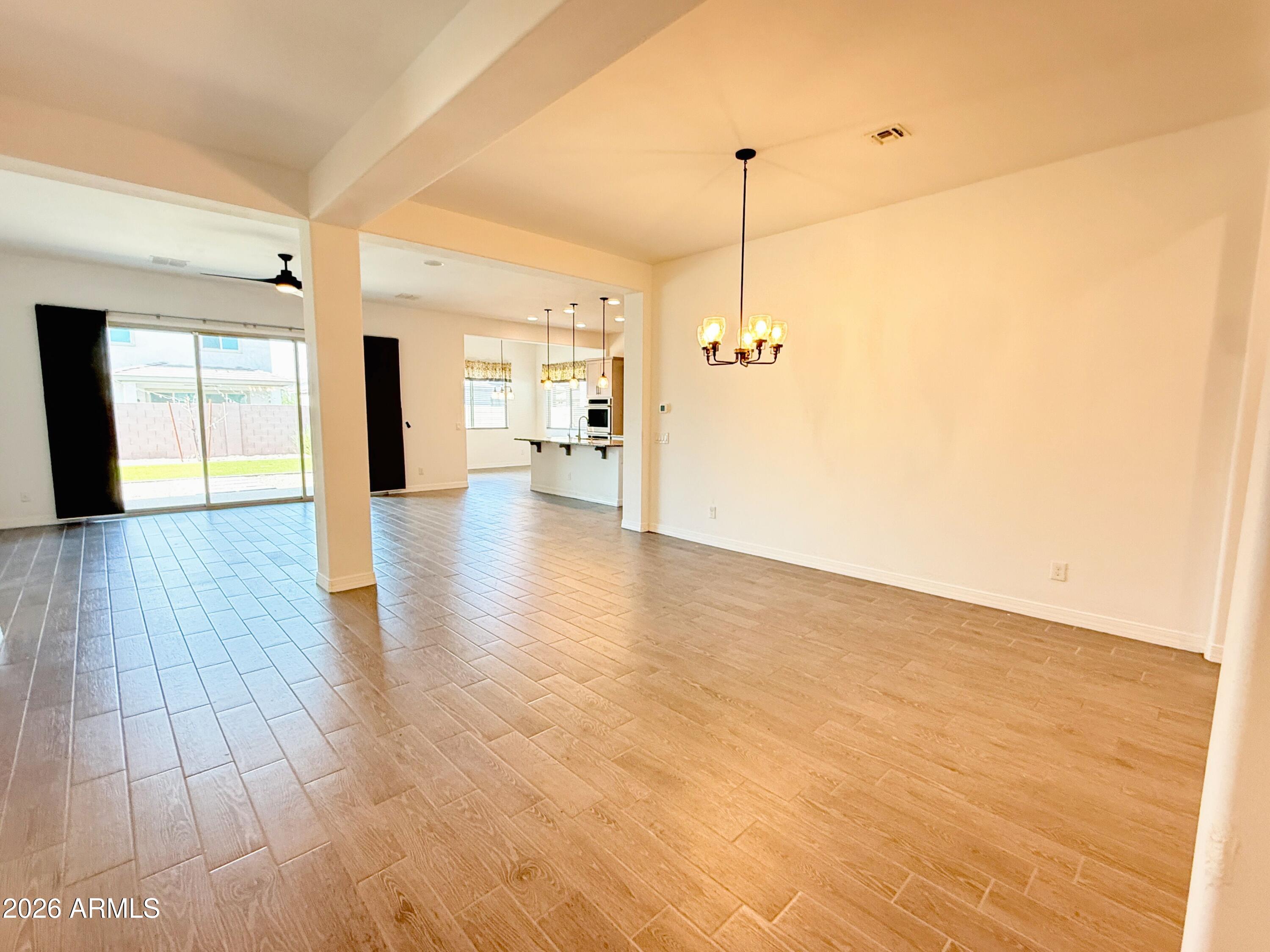 5214 W Thresher Way