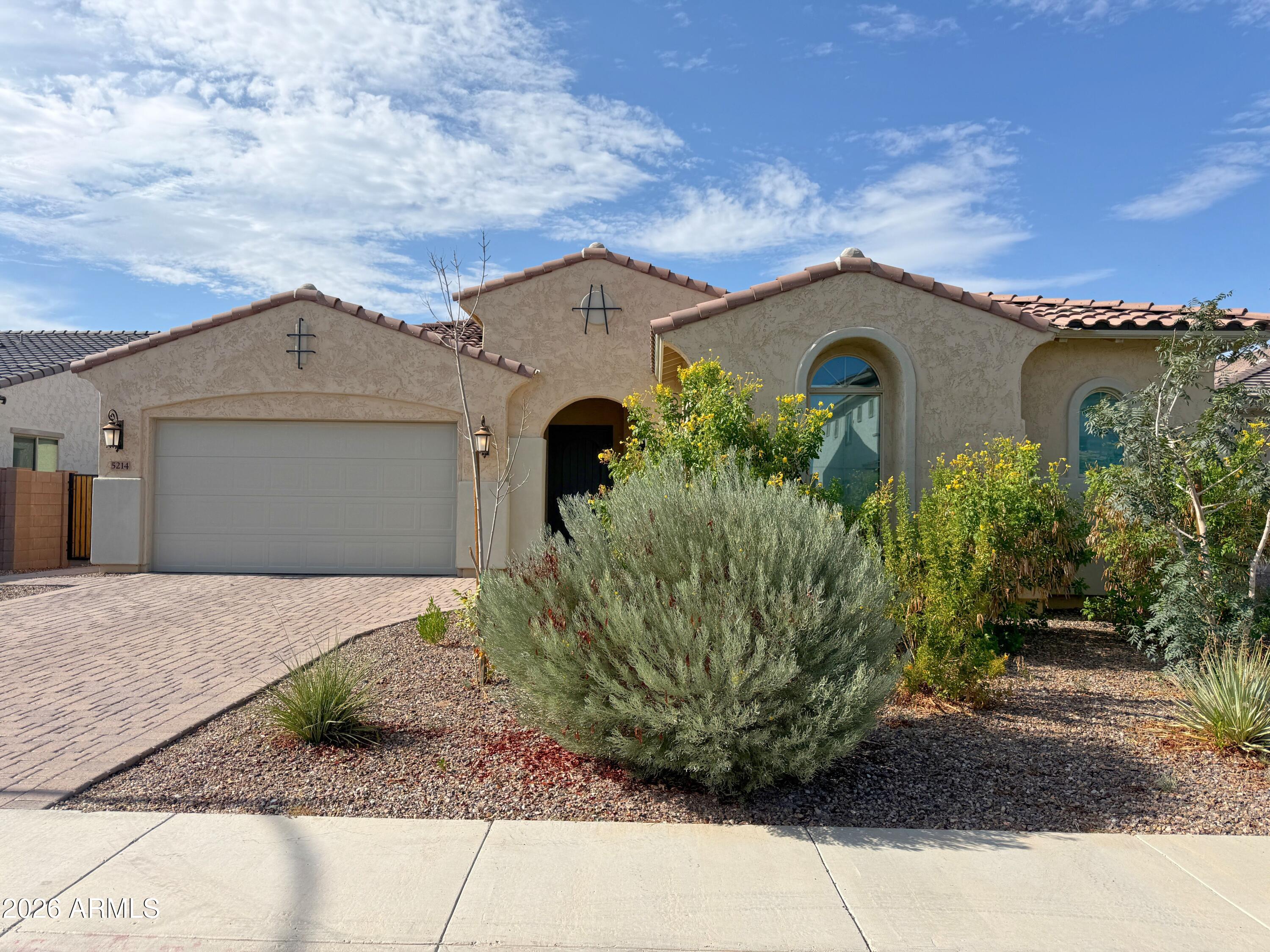 5214 W Thresher Way