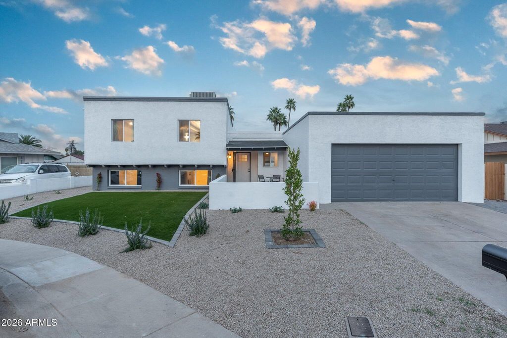 Photo of 7721 N 47th Drive, Glendale, AZ 85301 (MLS # 6986970)