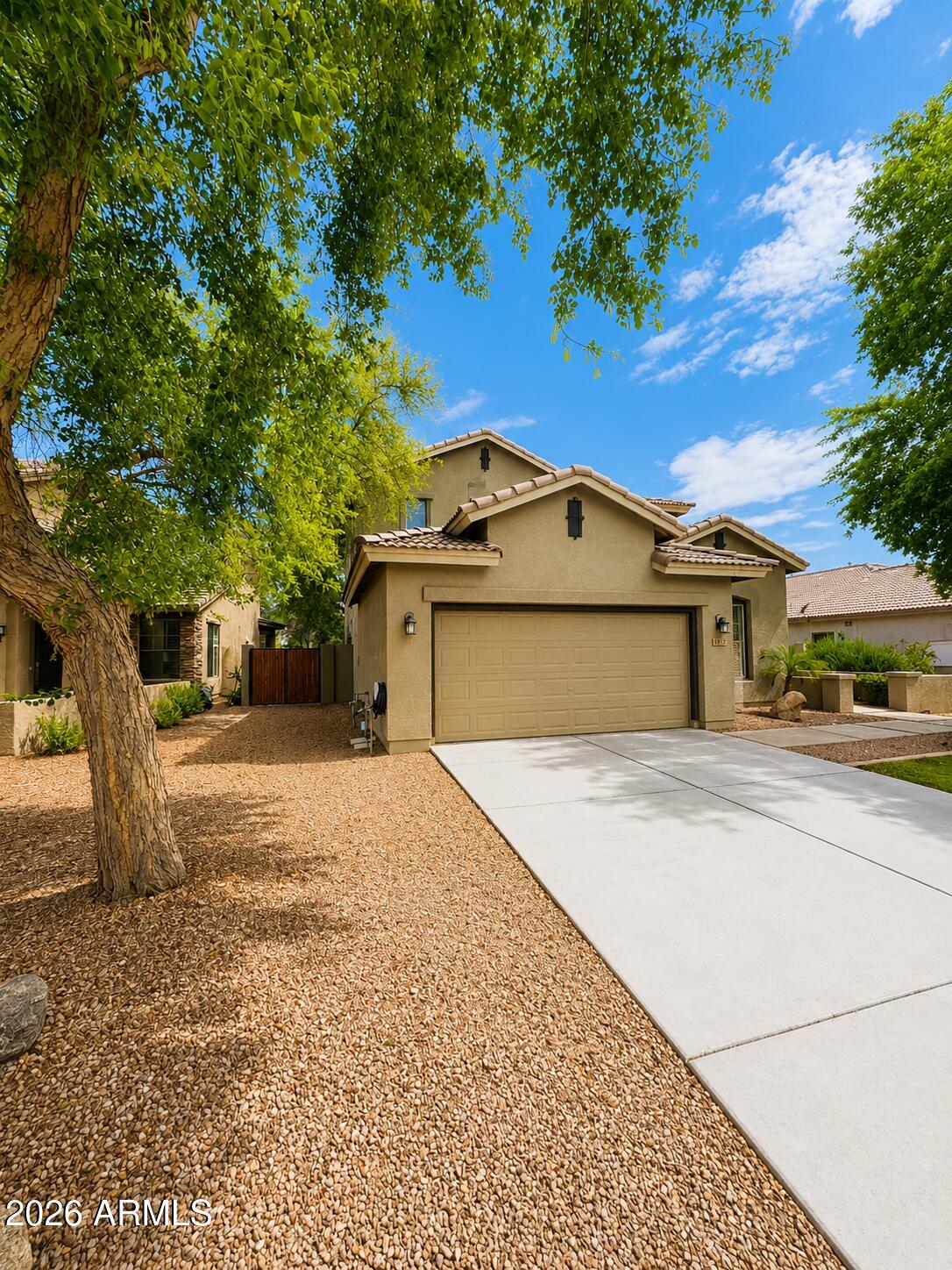 4325 E VALLEJO Court